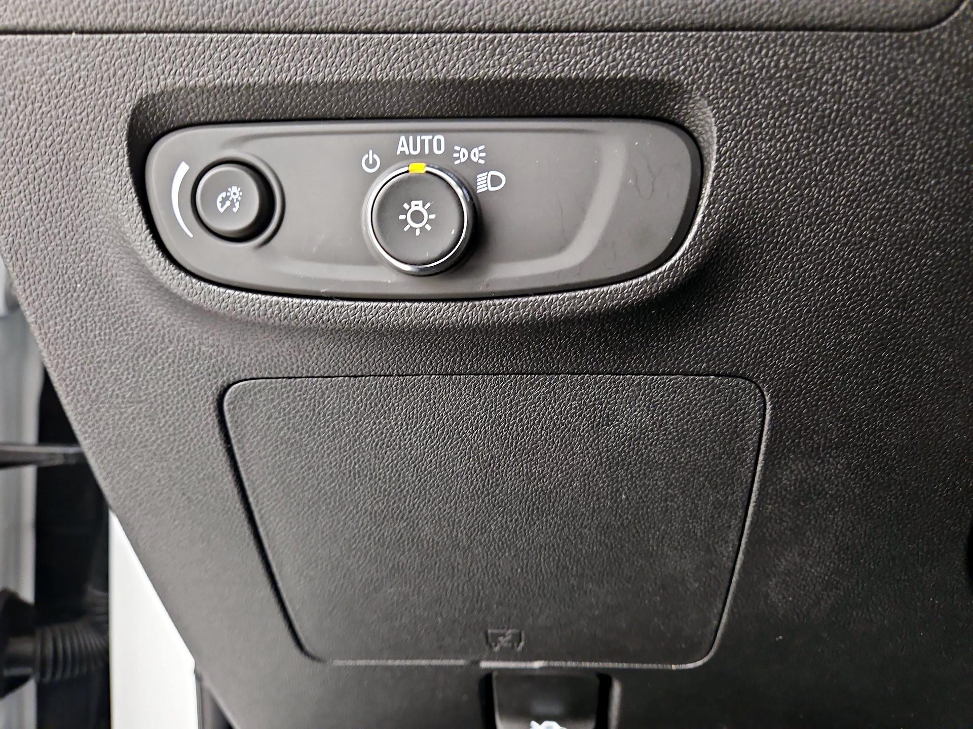 Thumbnail: 2025 Buick Encore GX - 13