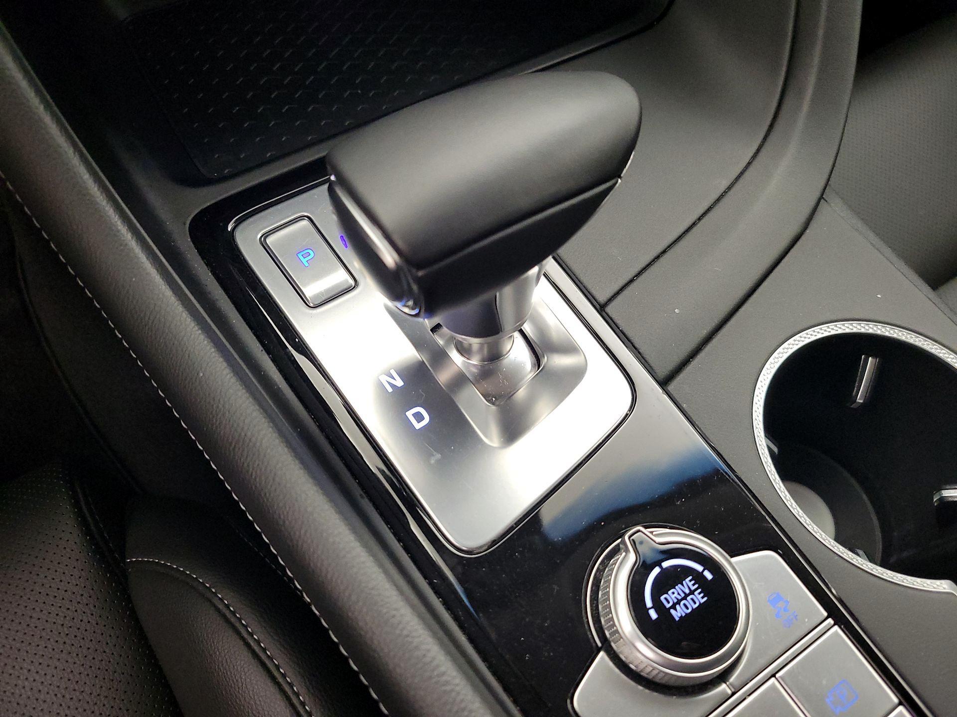 Thumbnail: 2025 Genesis G70 - 18