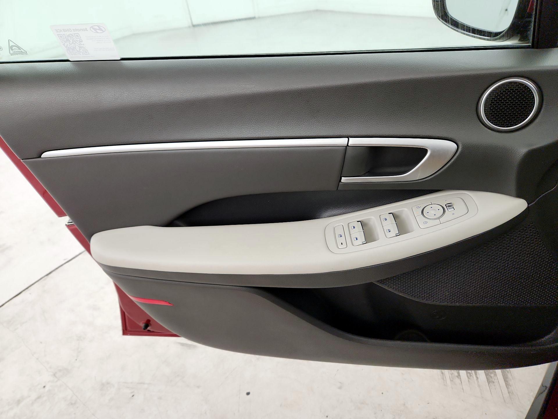 Thumbnail: 2025 Hyundai Sonata - 12