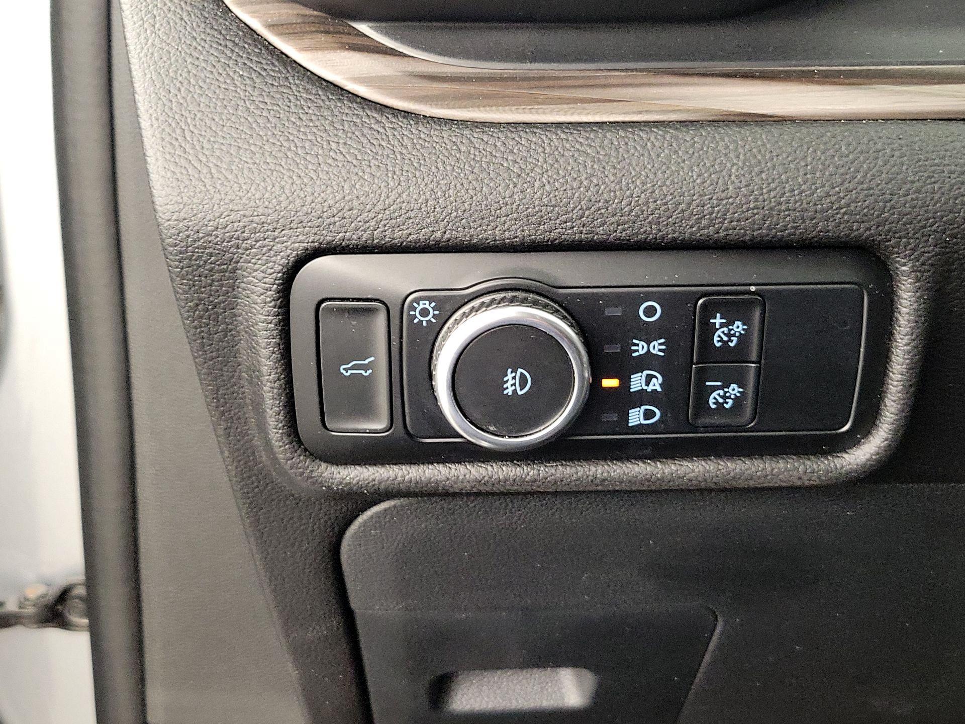 Thumbnail: 2023 Ford Explorer - 13