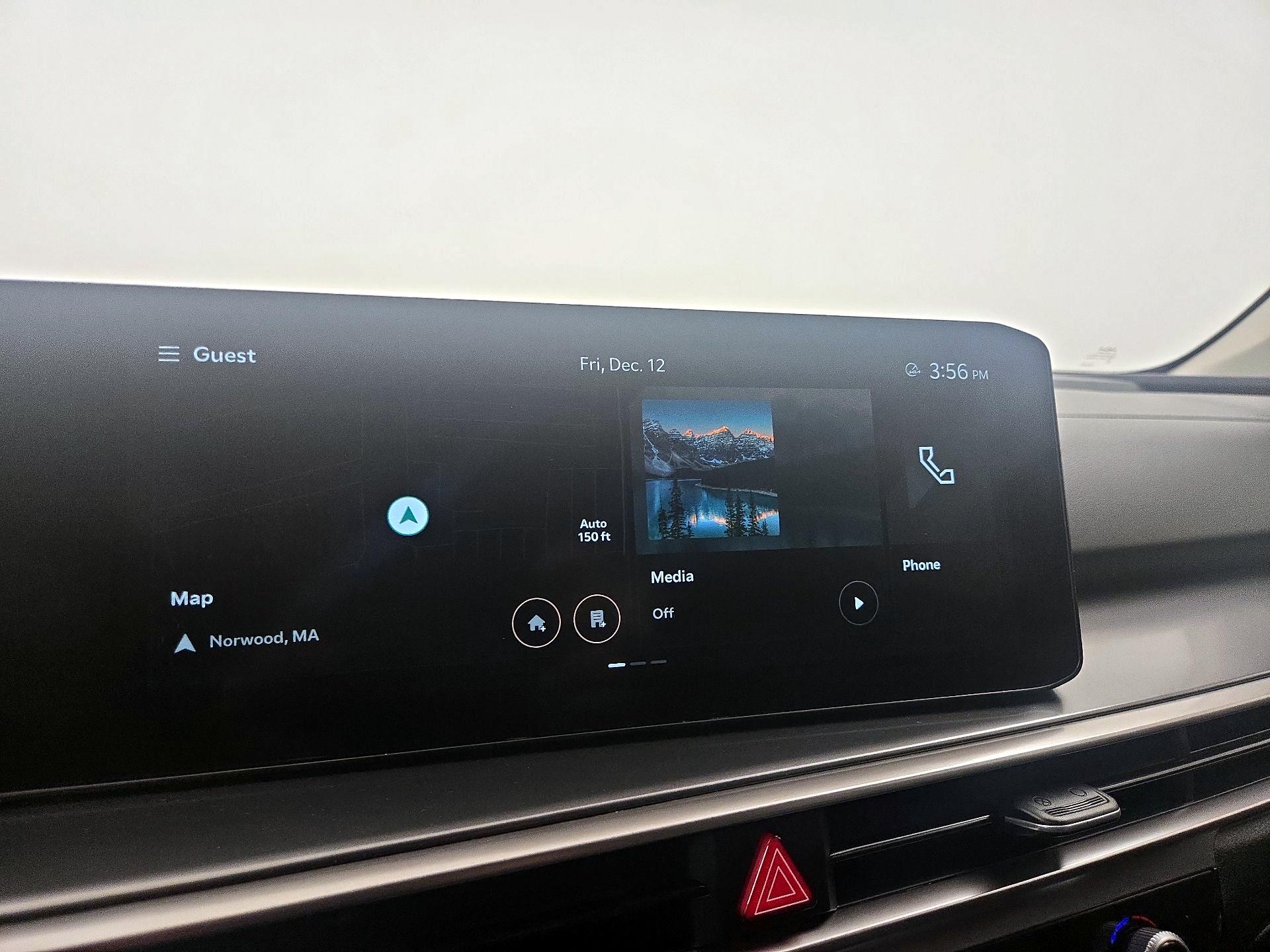 Thumbnail: 2024 Kia Sorento - 16