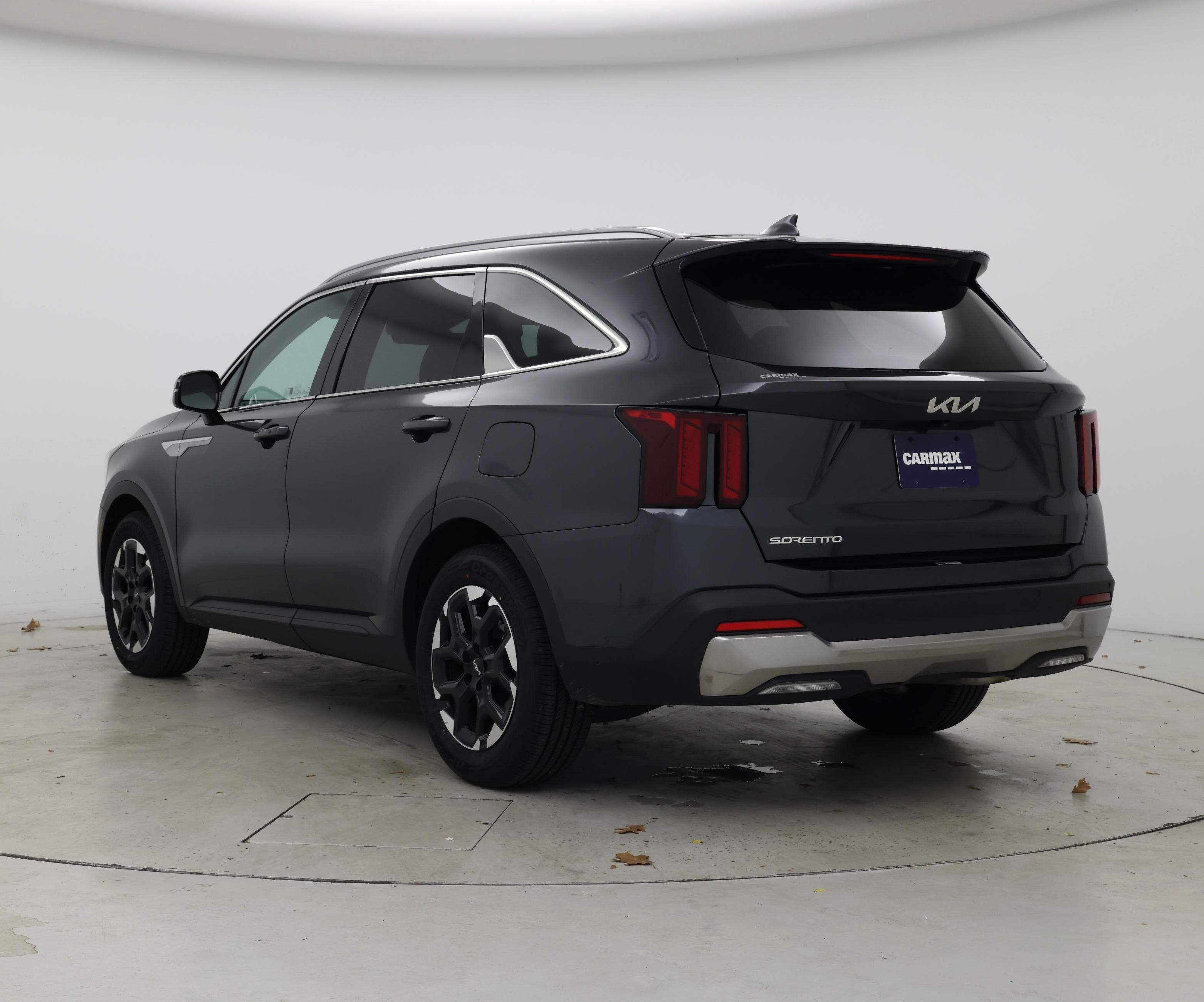 Thumbnail: 2024 Kia Sorento - 2