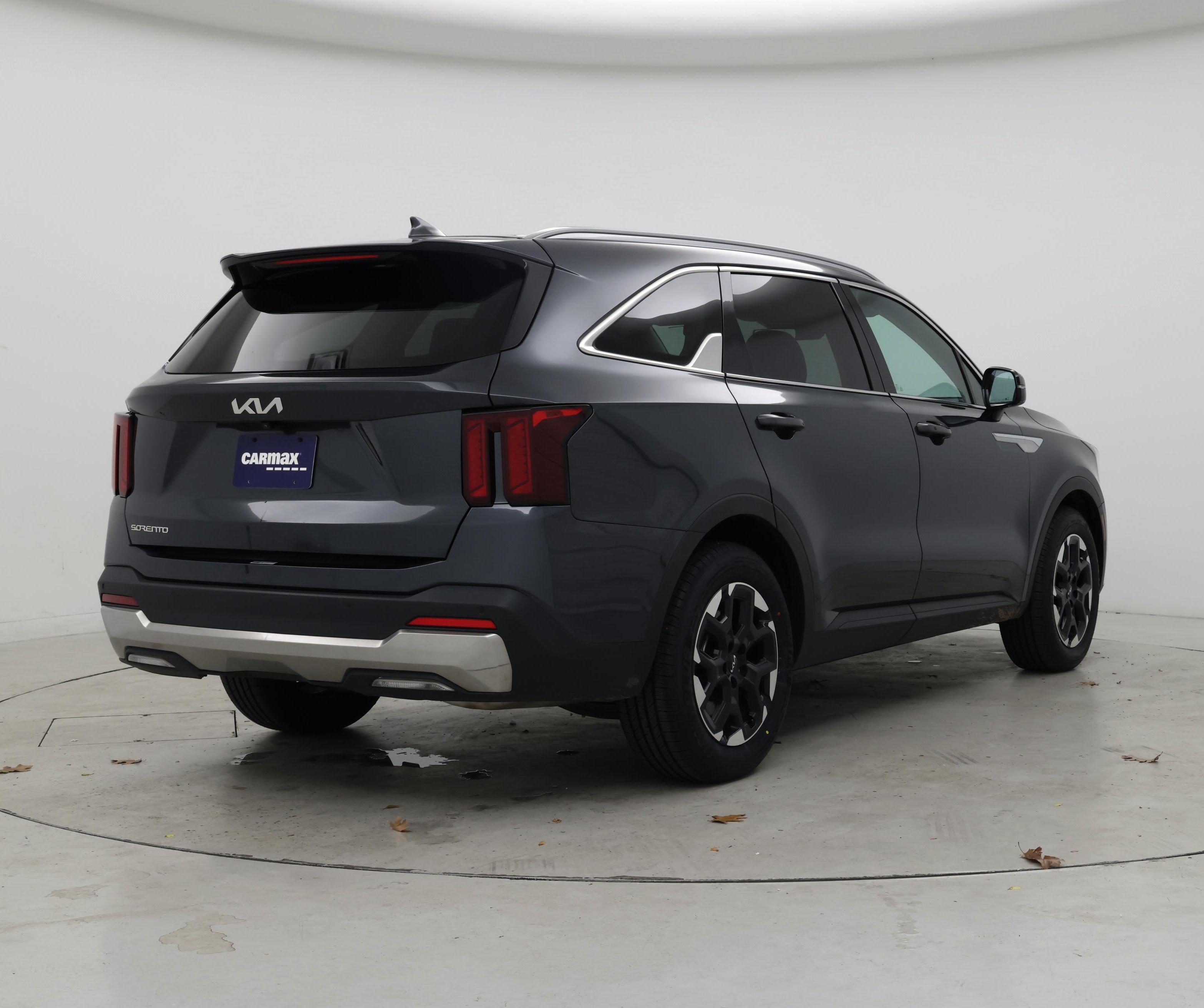 Thumbnail: 2024 Kia Sorento - 8