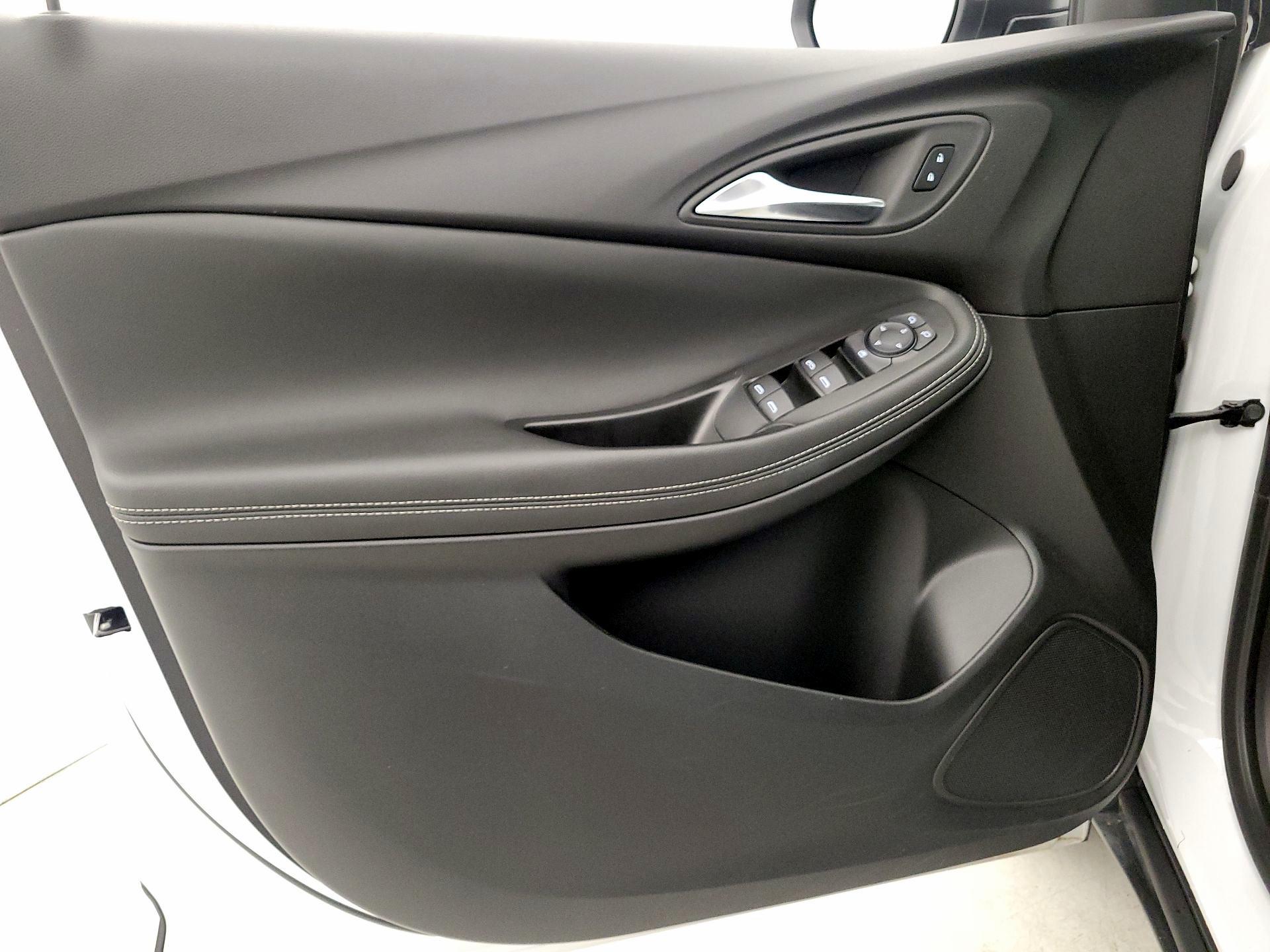 Thumbnail: 2025 Buick Encore GX - 12