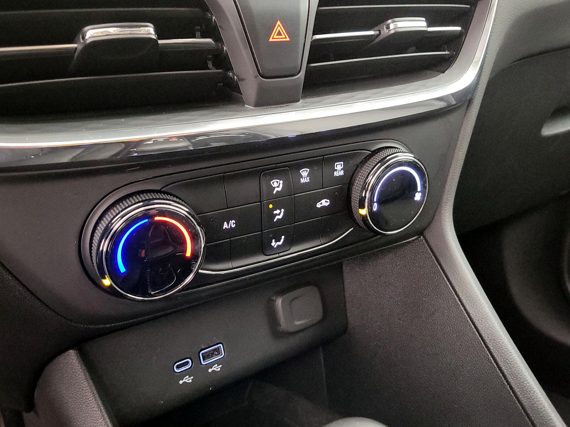 Thumbnail: 2025 Buick Encore GX - 16