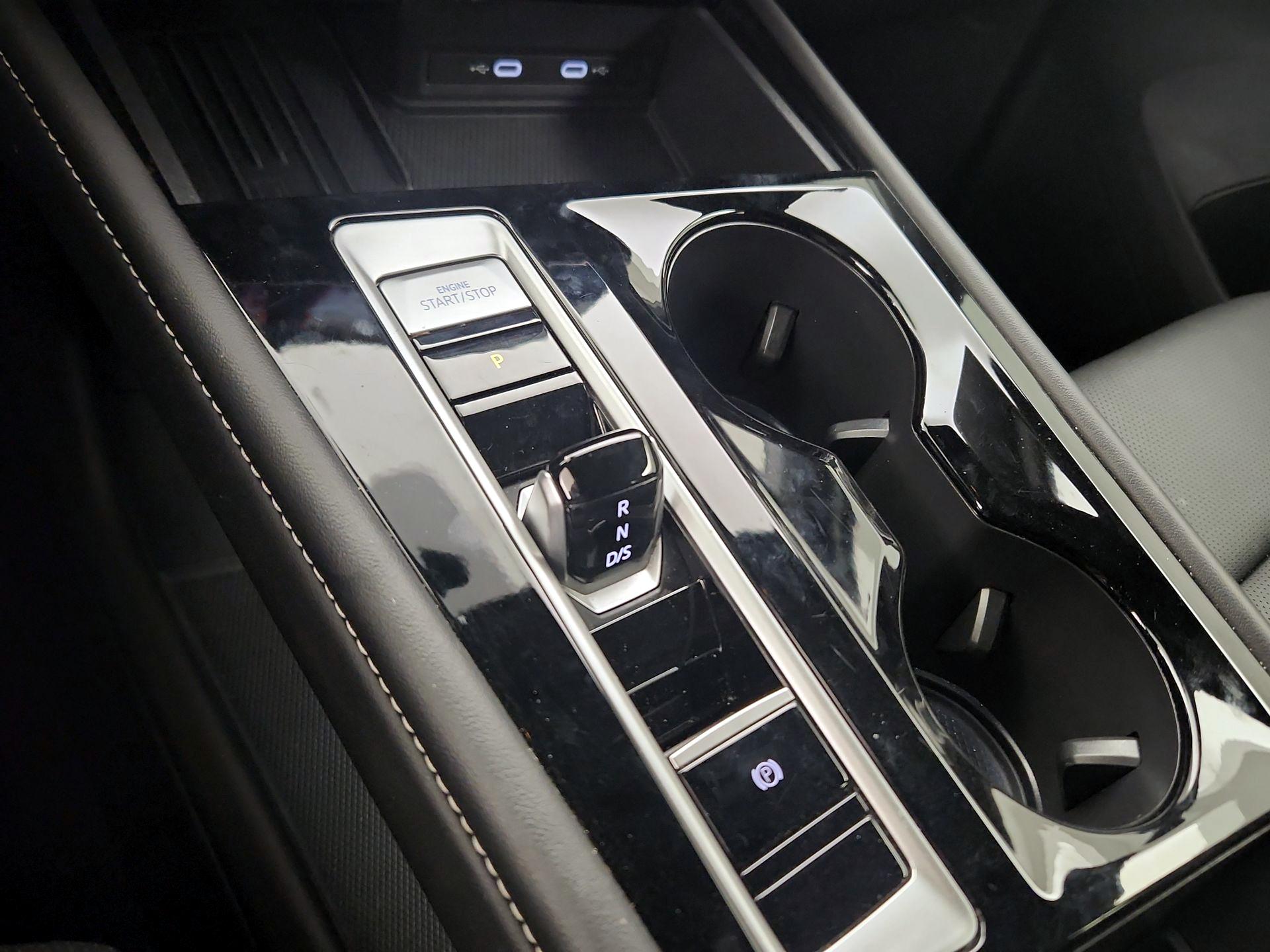 Thumbnail: 2025 Volkswagen Atlas - 17