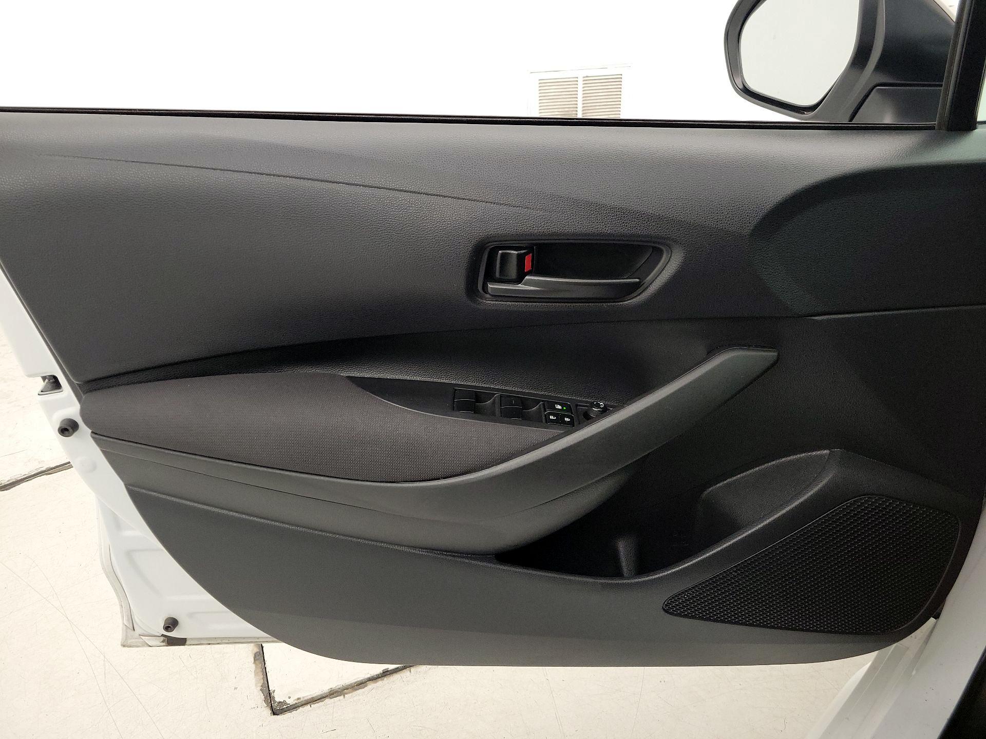 Thumbnail: 2025 Toyota Corolla - 12