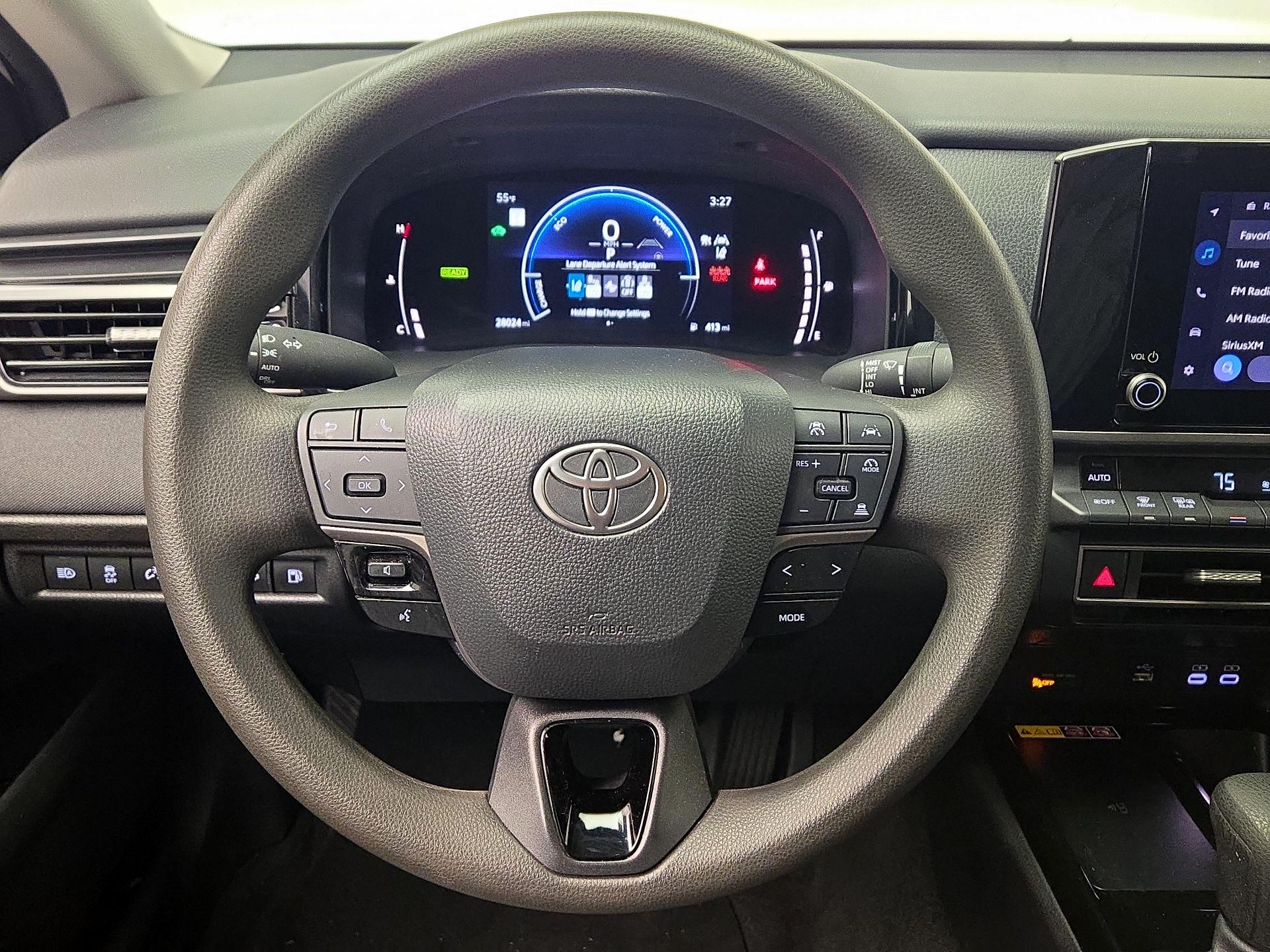 Thumbnail: 2025 Toyota Camry - 10