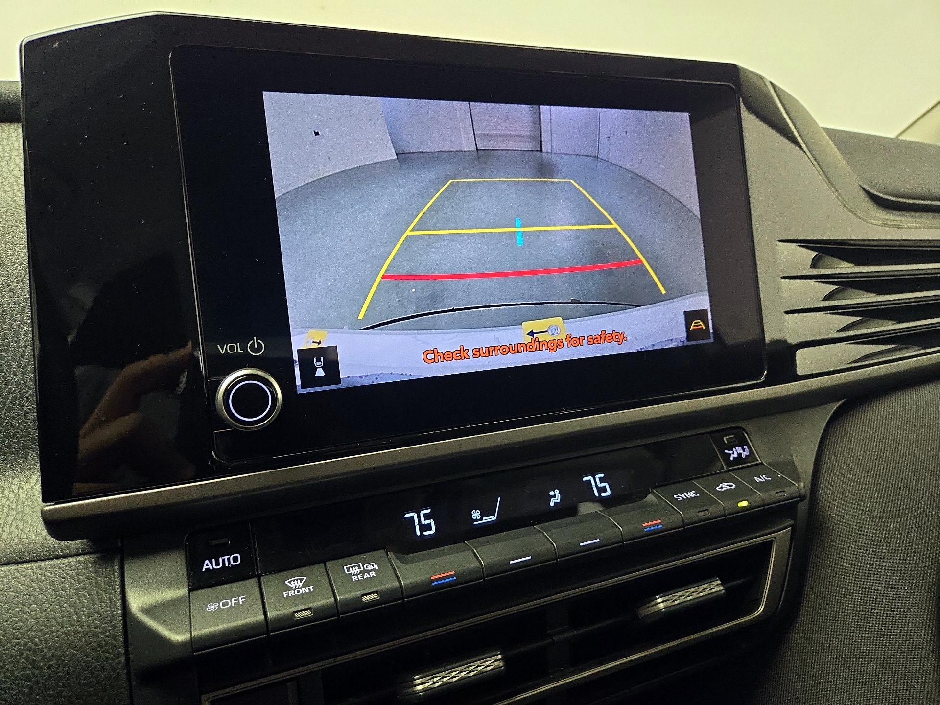 Thumbnail: 2025 Toyota Camry - 14