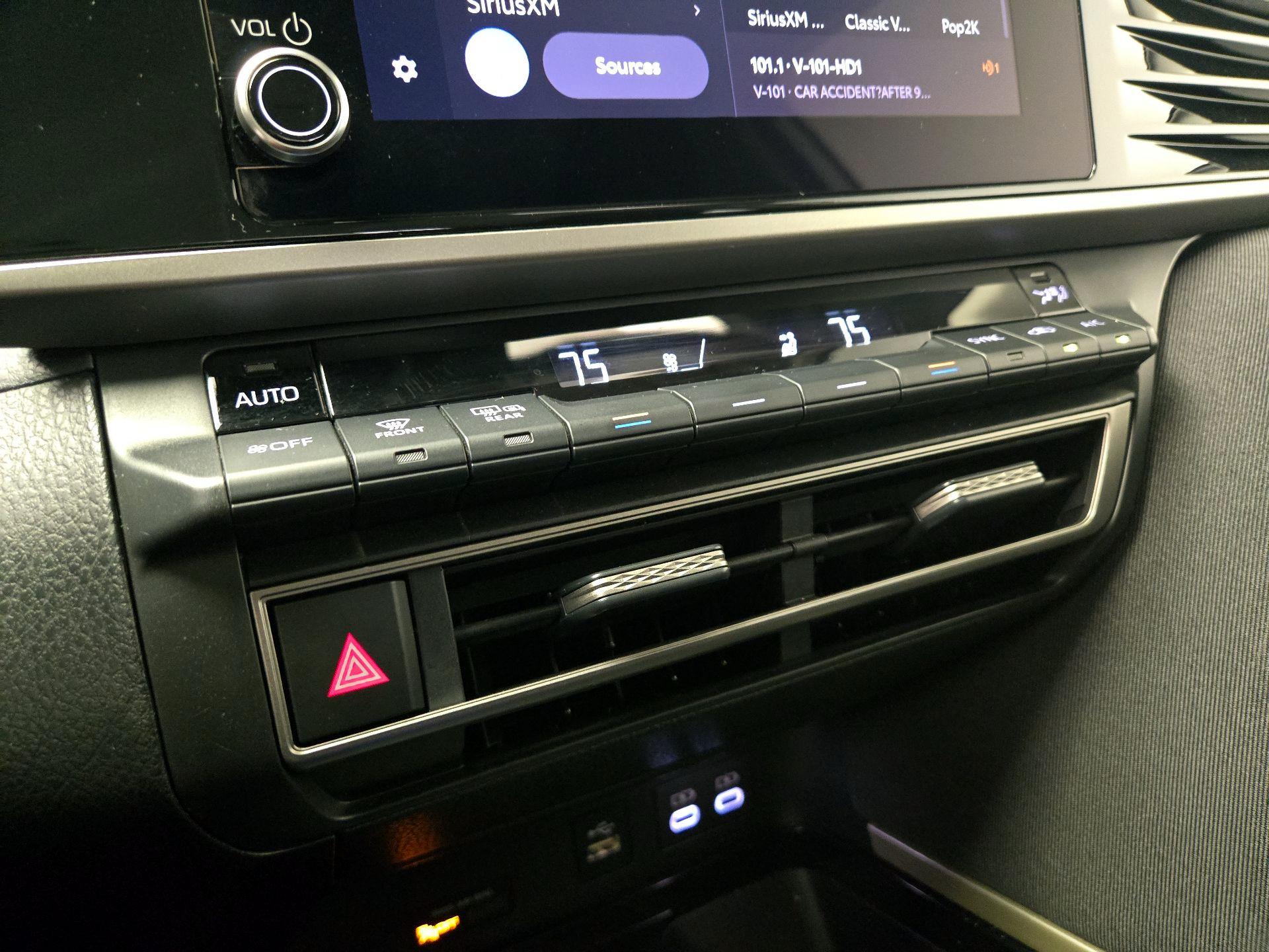 Thumbnail: 2025 Toyota Camry - 16