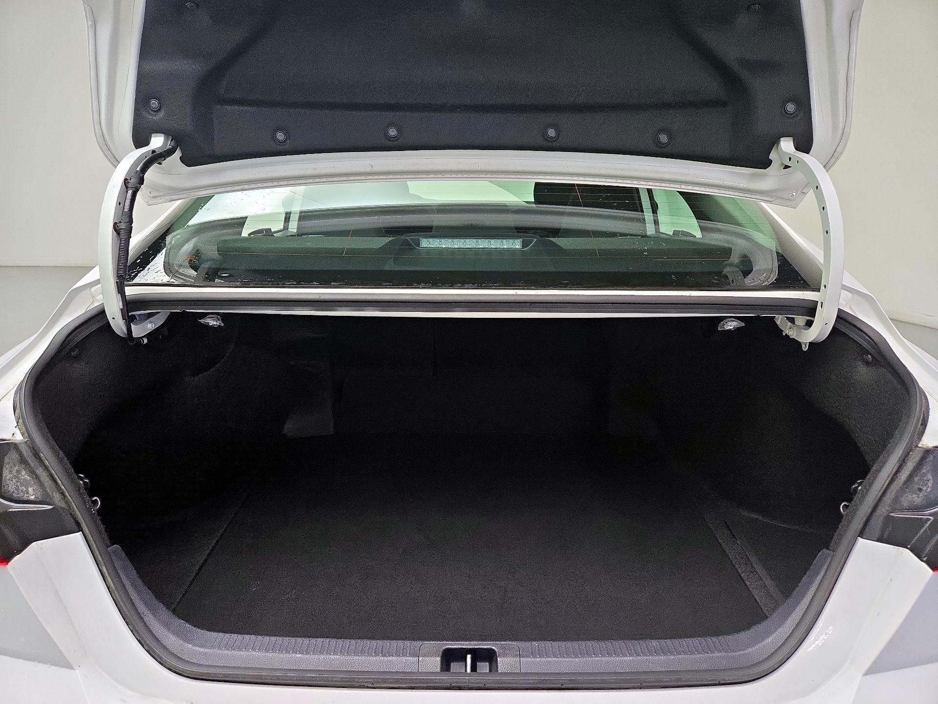 Thumbnail: 2025 Toyota Camry - 20