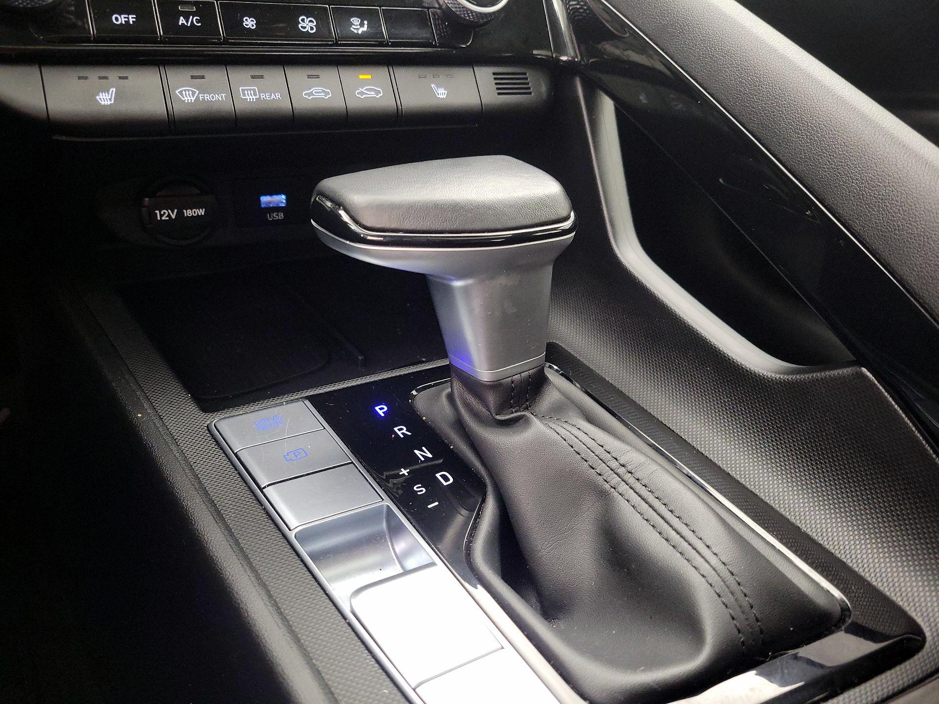 Thumbnail: 2025 Hyundai Elantra - 18