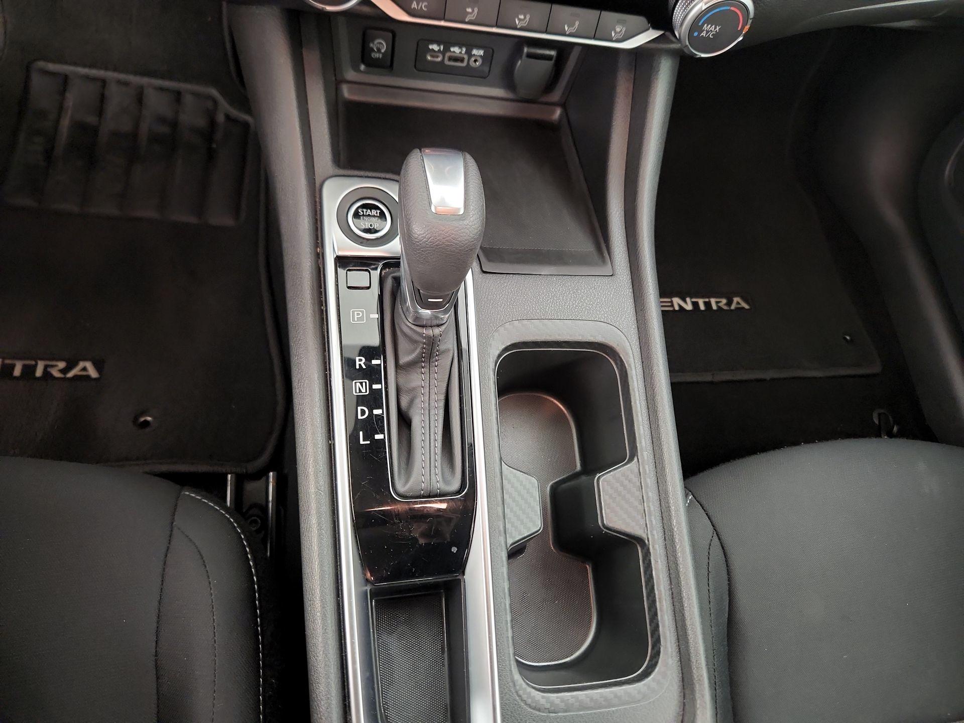 Thumbnail: 2024 Nissan Sentra - 17