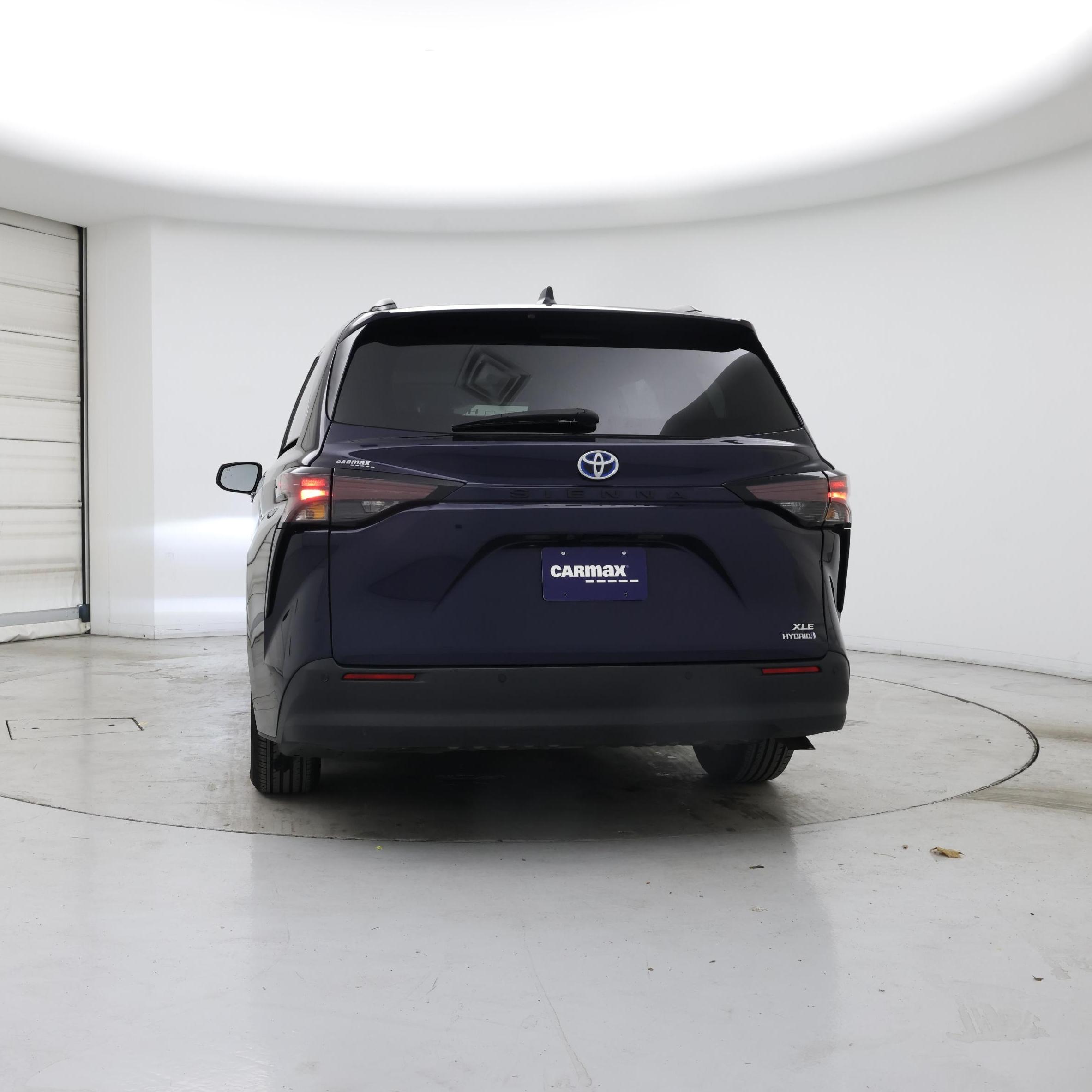 Thumbnail: 2024 Toyota Sienna - 6