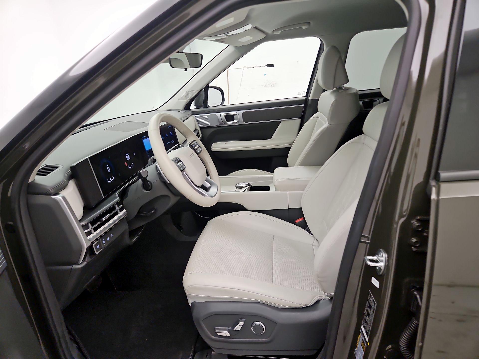 Thumbnail: 2025 Hyundai Santa Fe - 11