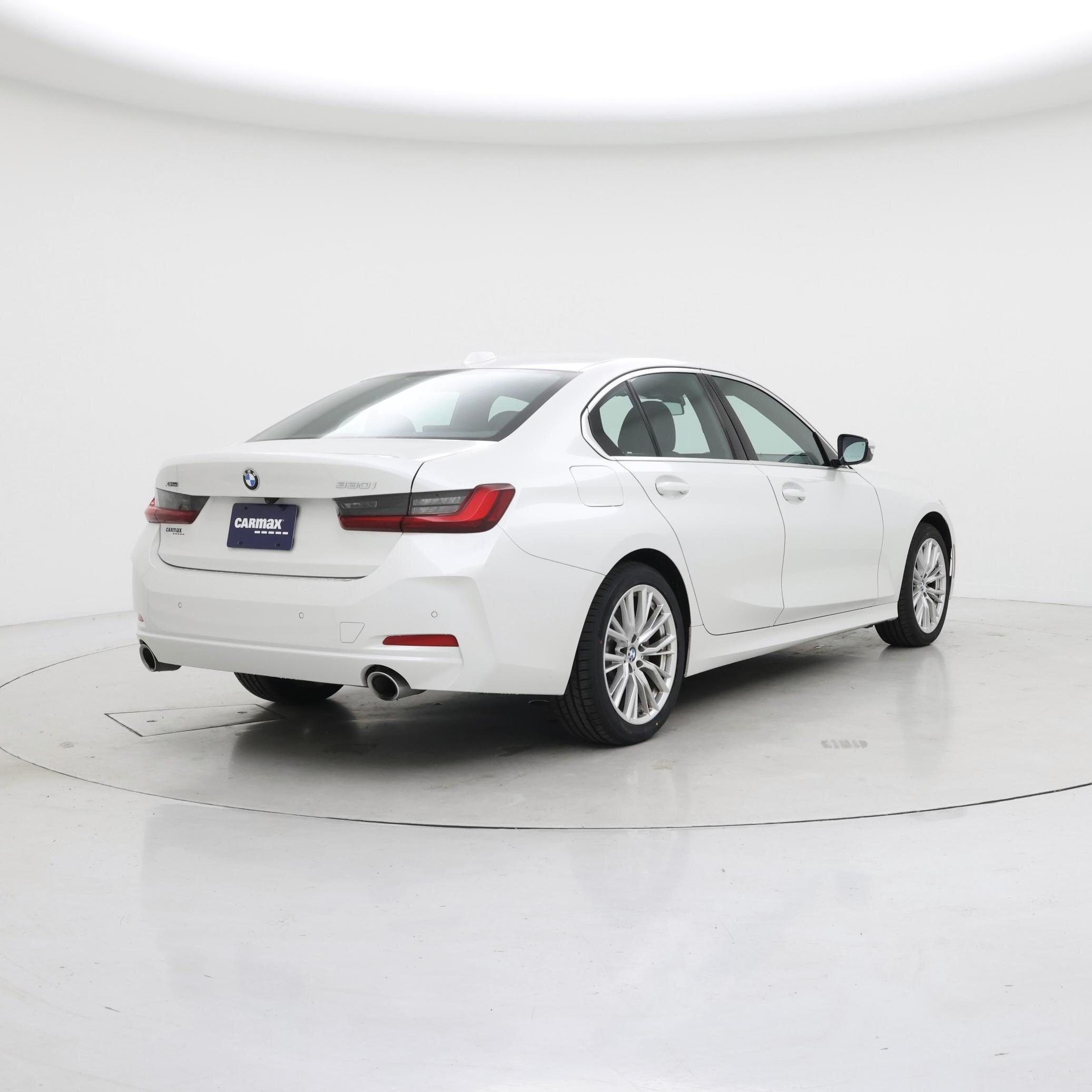 Thumbnail: 2024 BMW 3 Series - 8