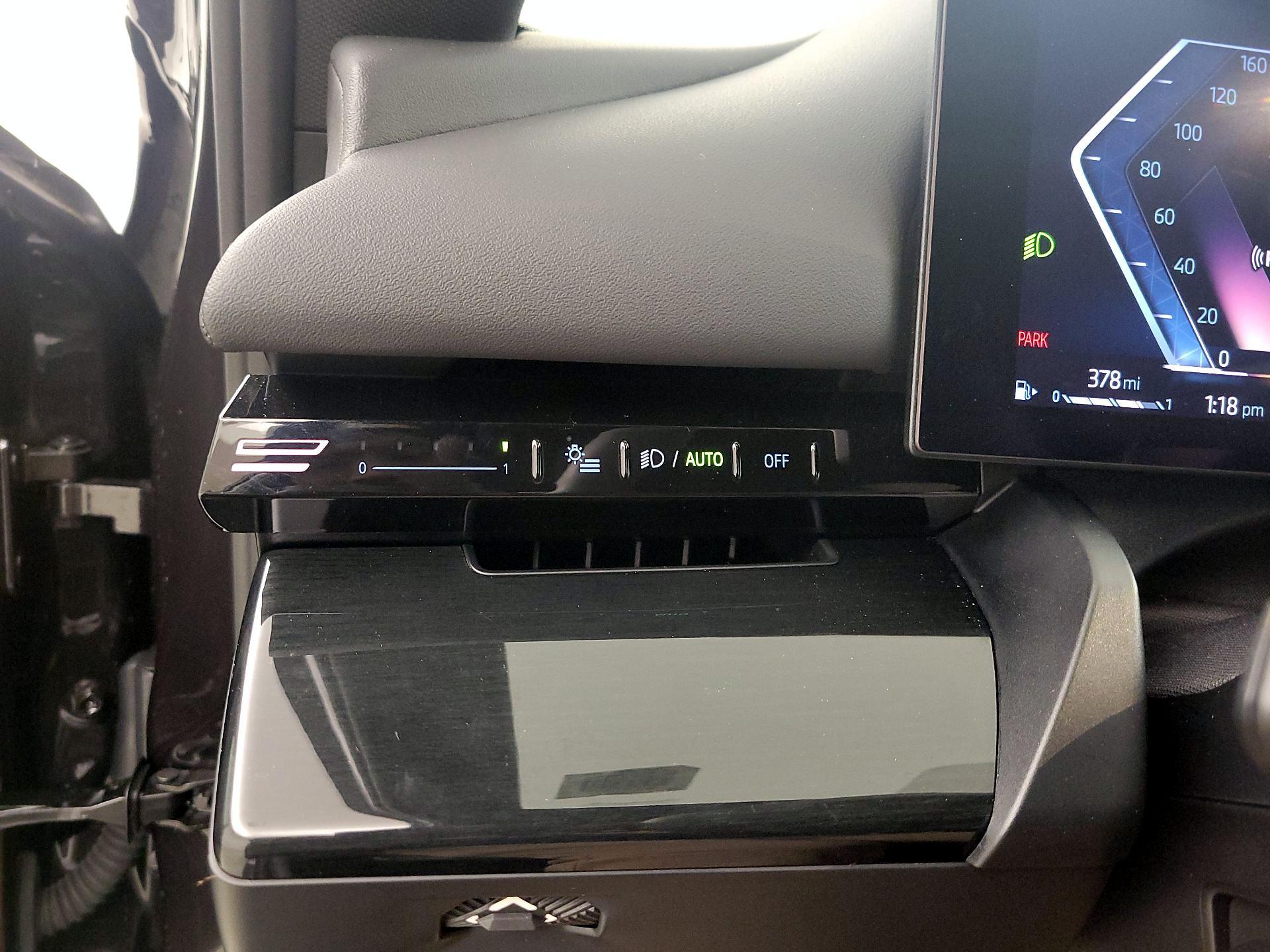 Thumbnail: 2025 BMW 5 Series - 13