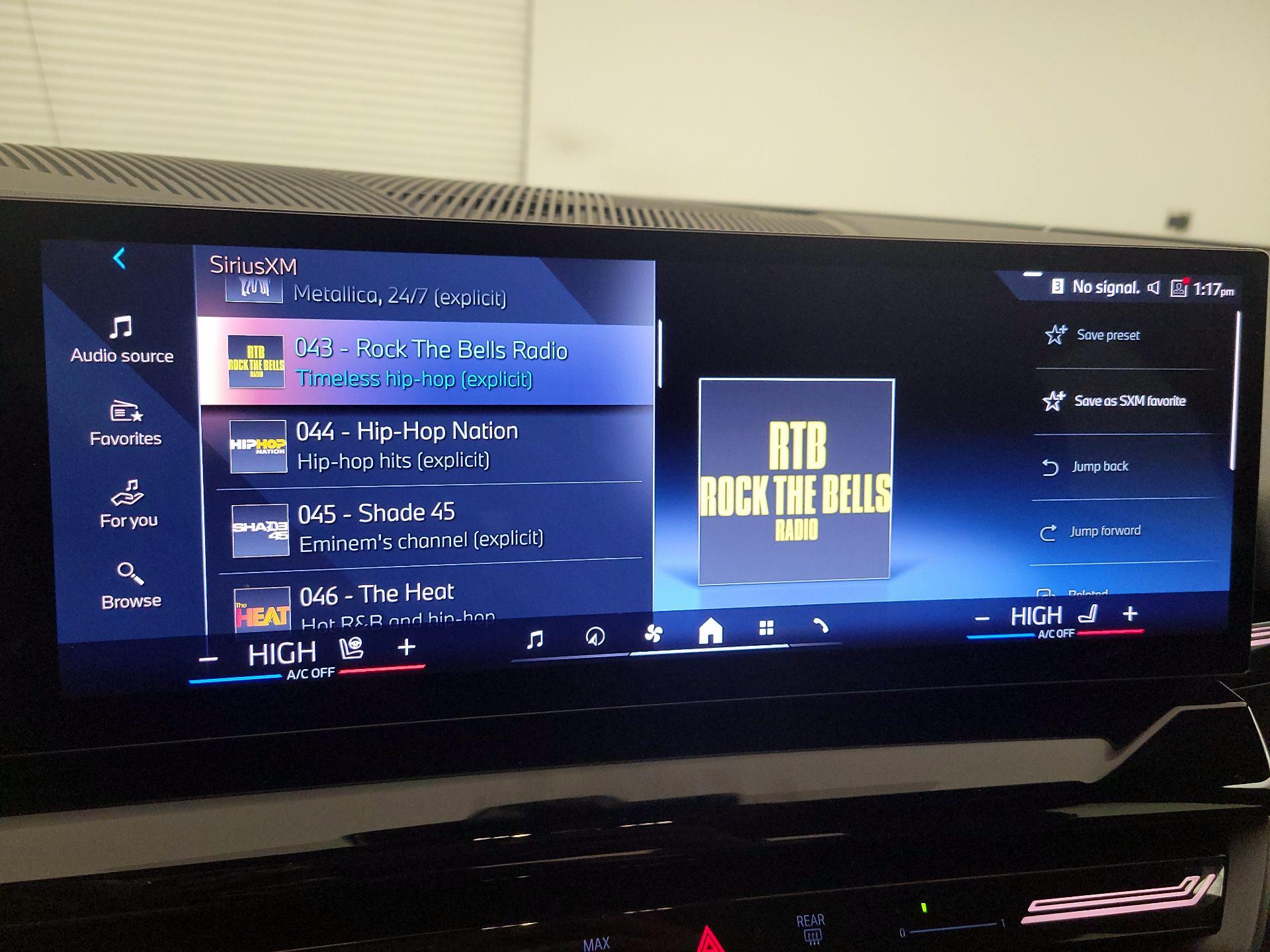 Thumbnail: 2025 BMW 5 Series - 16