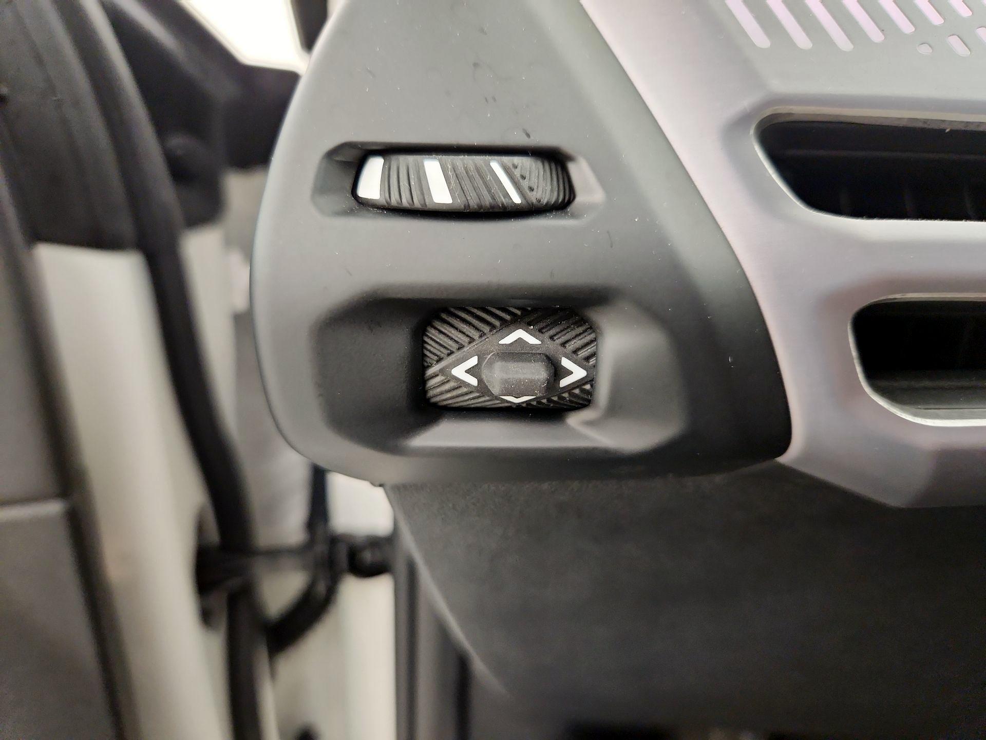 Thumbnail: 2025 BMW 2 Series - 13