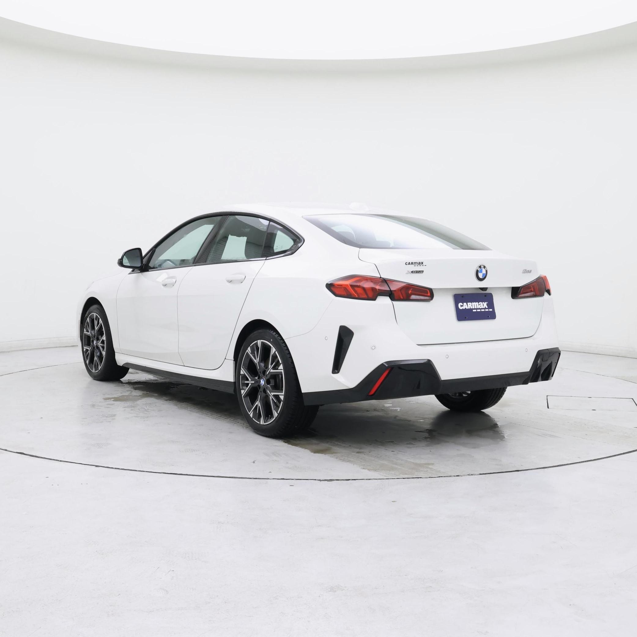 Thumbnail: 2025 BMW 2 Series - 2