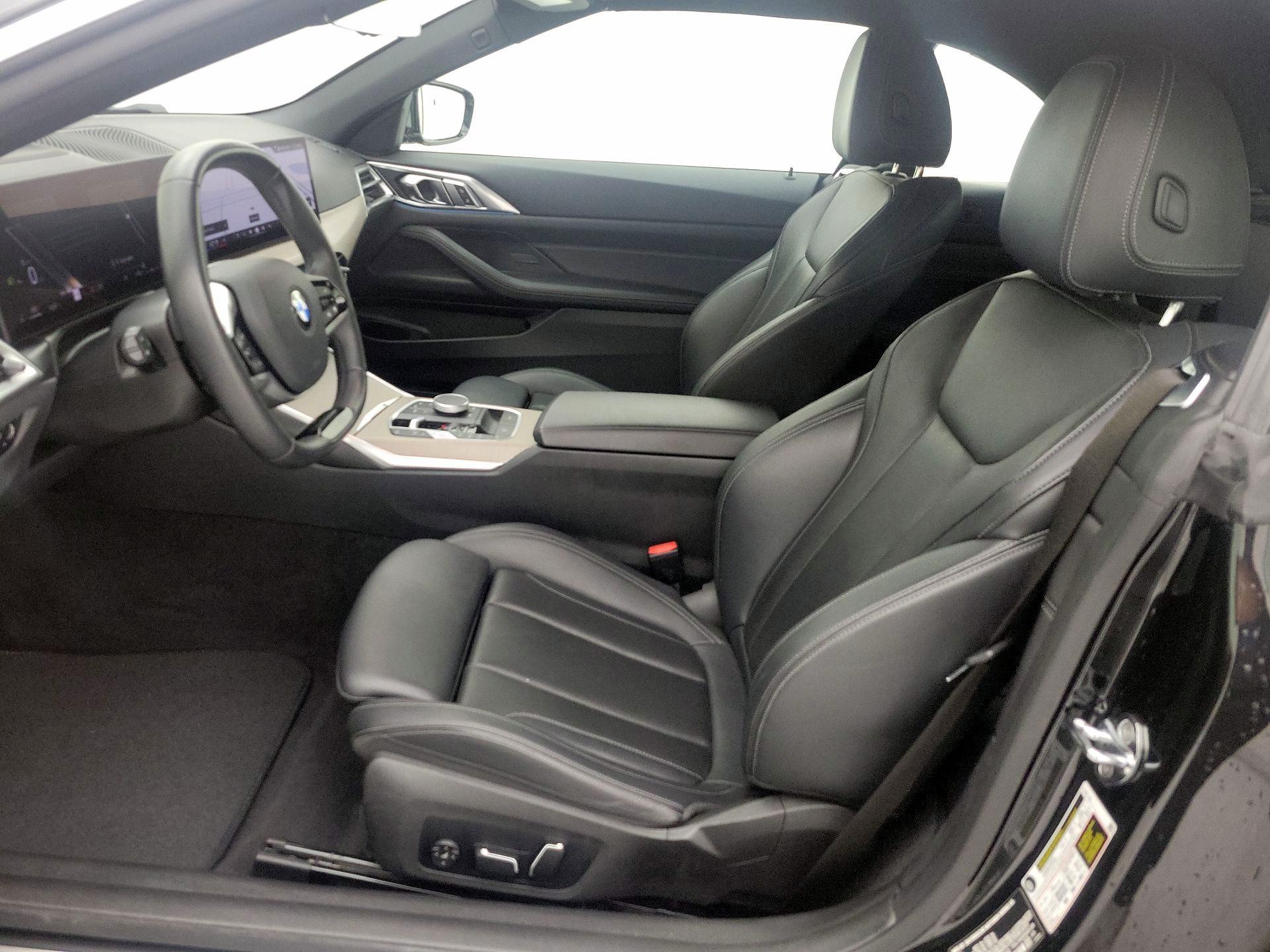 Thumbnail: 2025 BMW 4 Series - 11