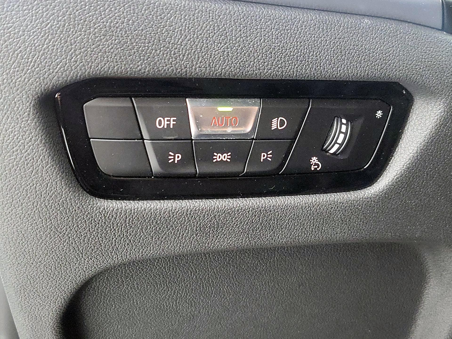 Thumbnail: 2025 BMW 4 Series - 13