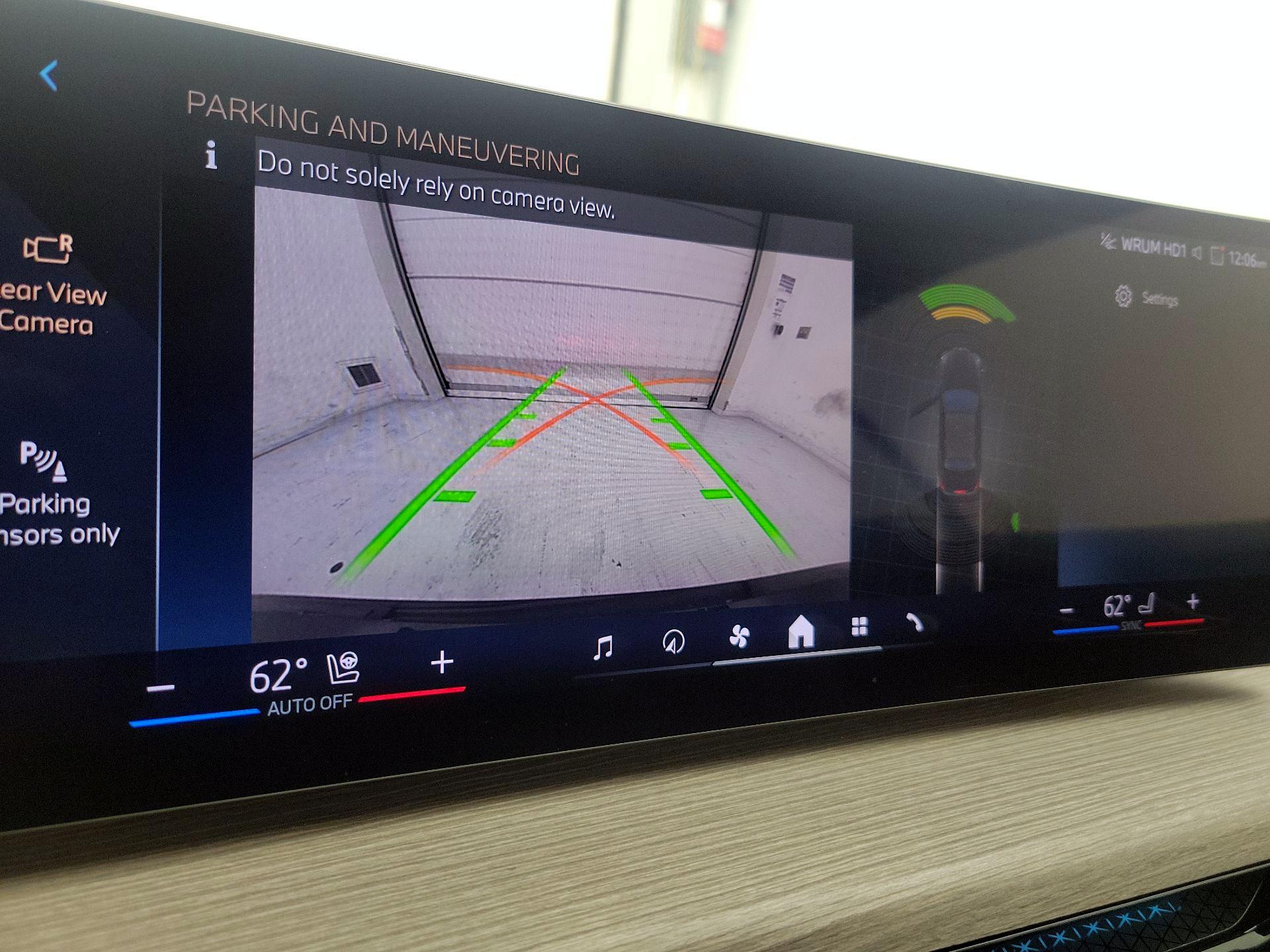 Thumbnail: 2025 BMW 4 Series - 15