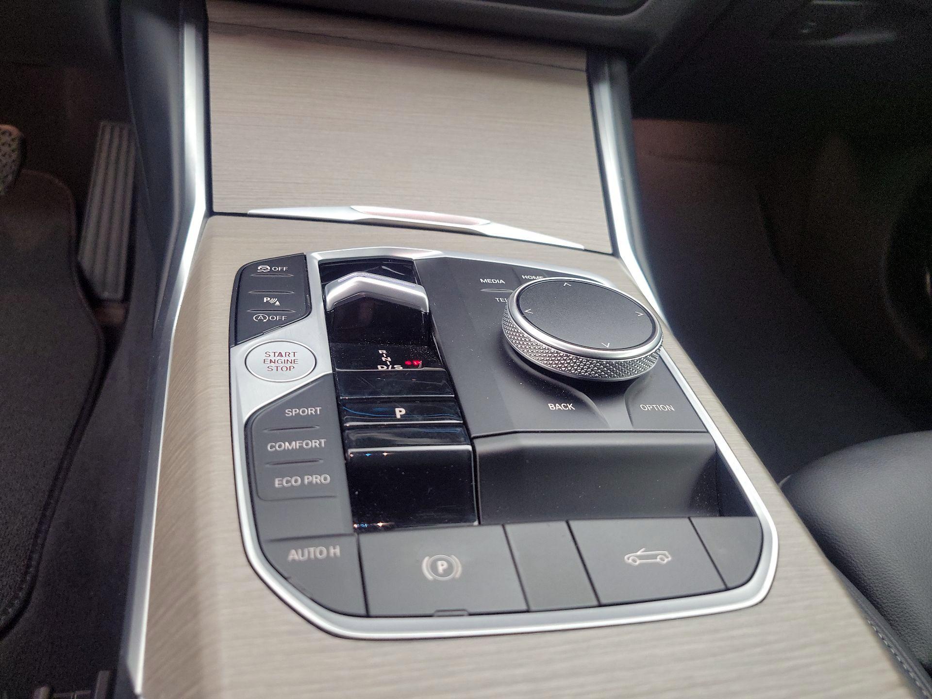 Thumbnail: 2025 BMW 4 Series - 18