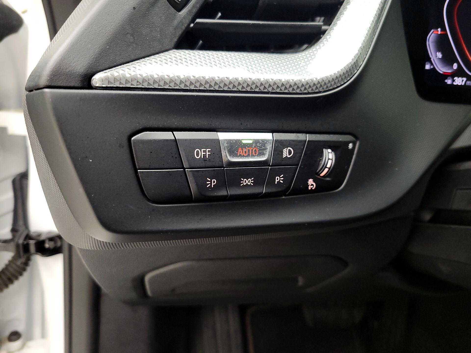 Thumbnail: 2024 BMW 2 Series - 13