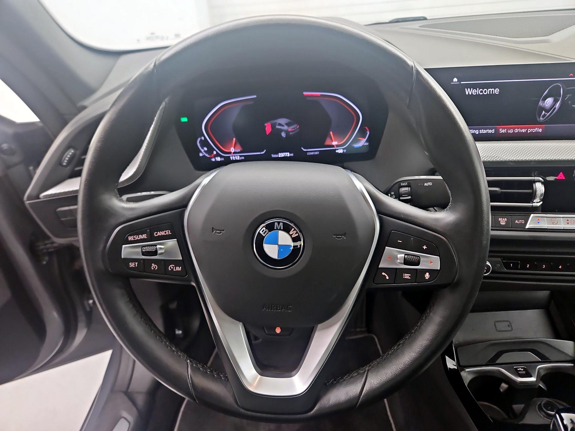 Thumbnail: 2024 BMW 2 Series - 10