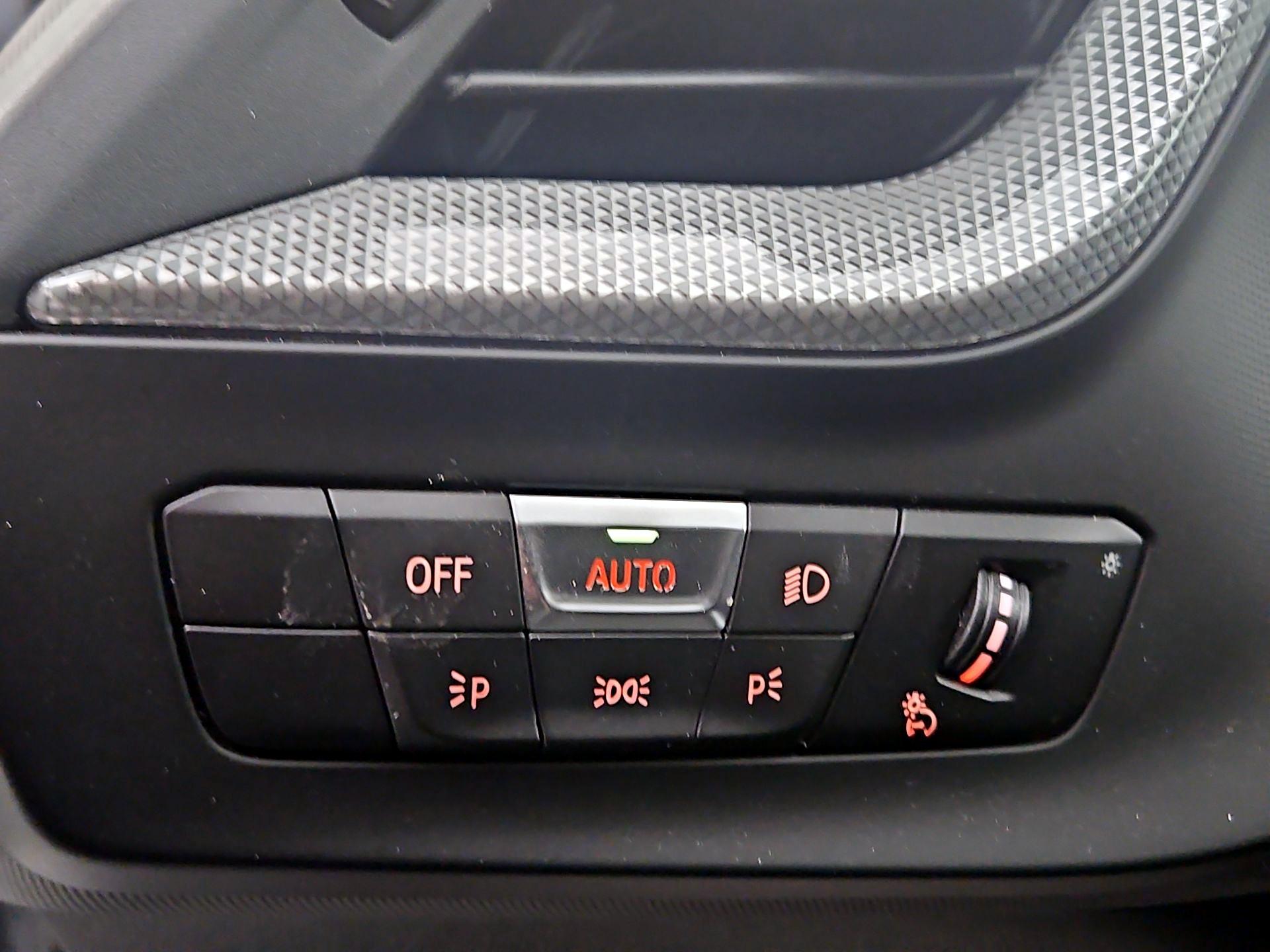 Thumbnail: 2024 BMW 2 Series - 13