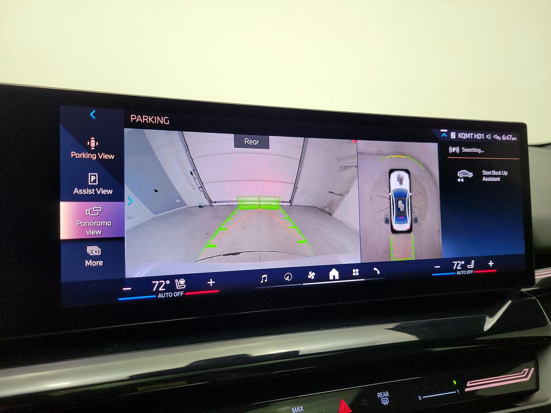 Thumbnail: 2024 BMW 5 Series - 15