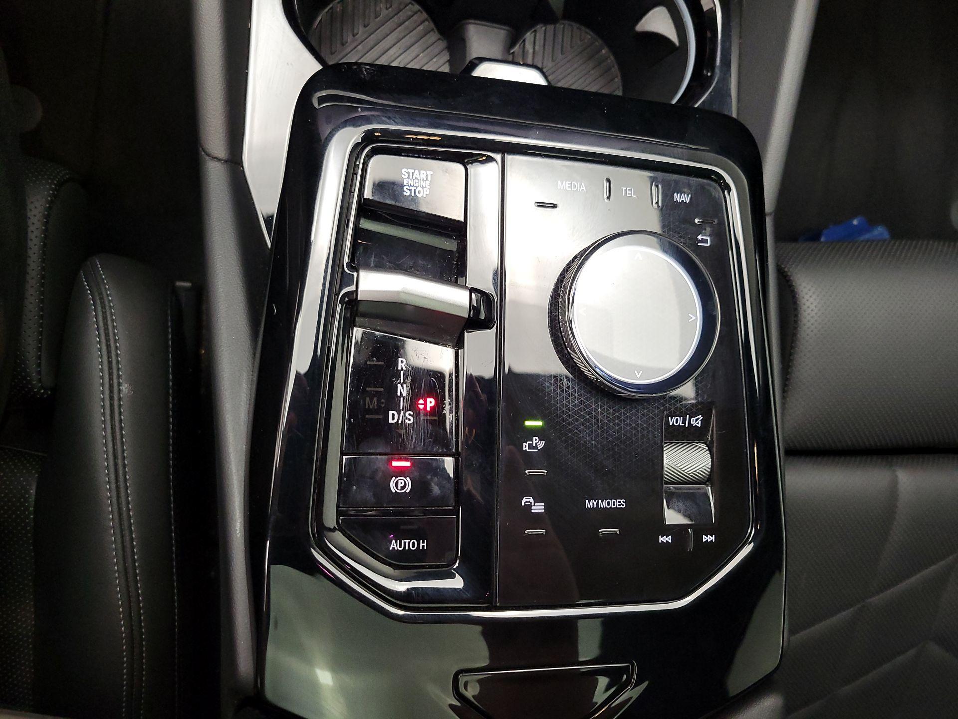 Thumbnail: 2024 BMW 5 Series - 18