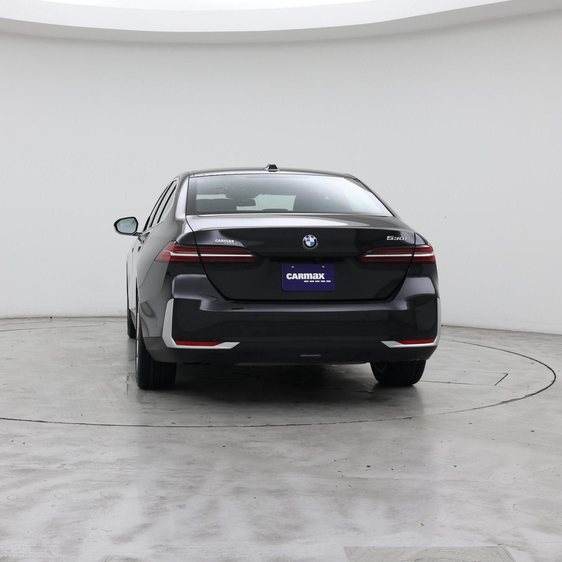 Thumbnail: 2025 BMW 5 Series - 6