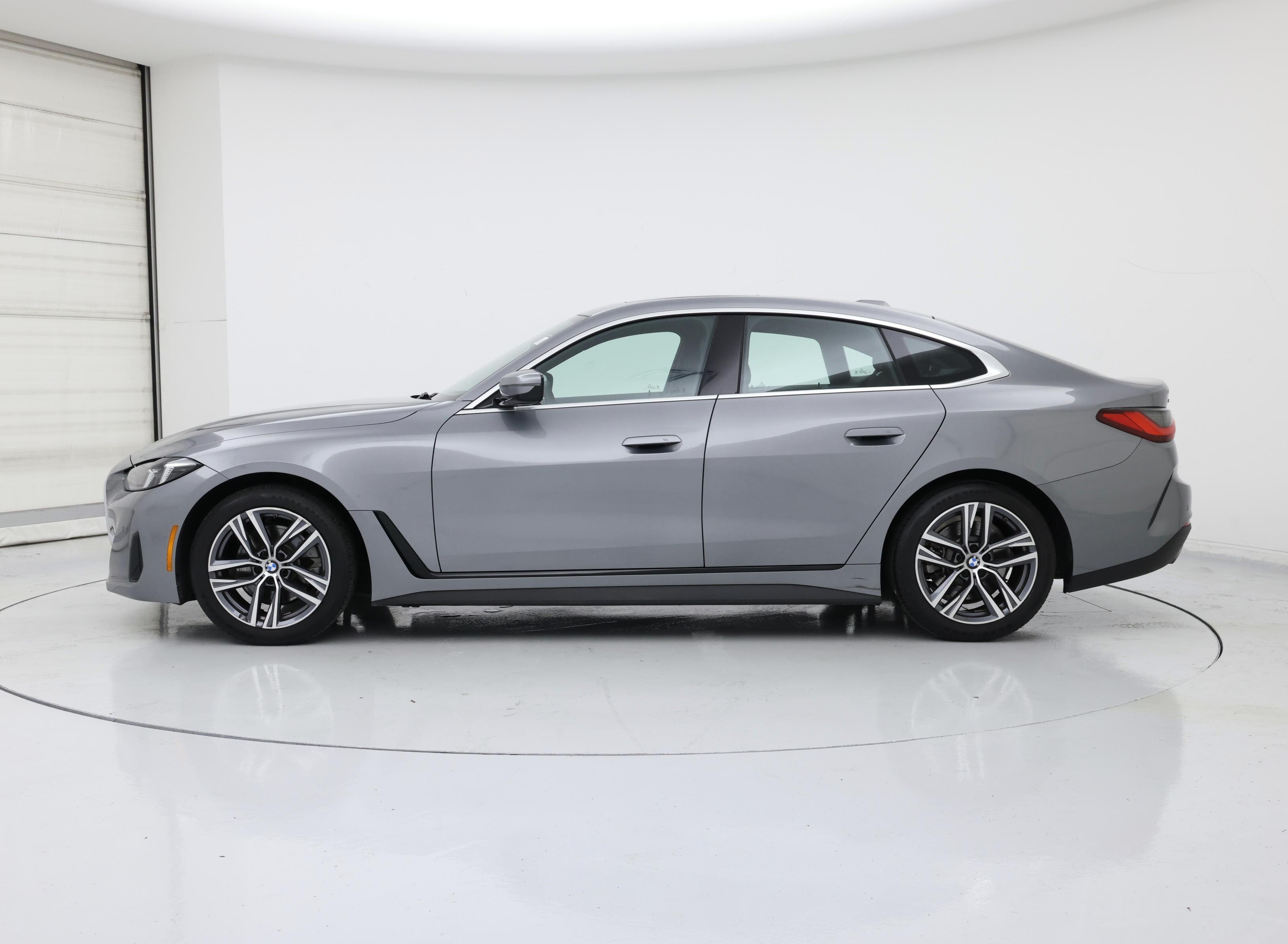 Thumbnail: 2025 BMW 4 Series - 3