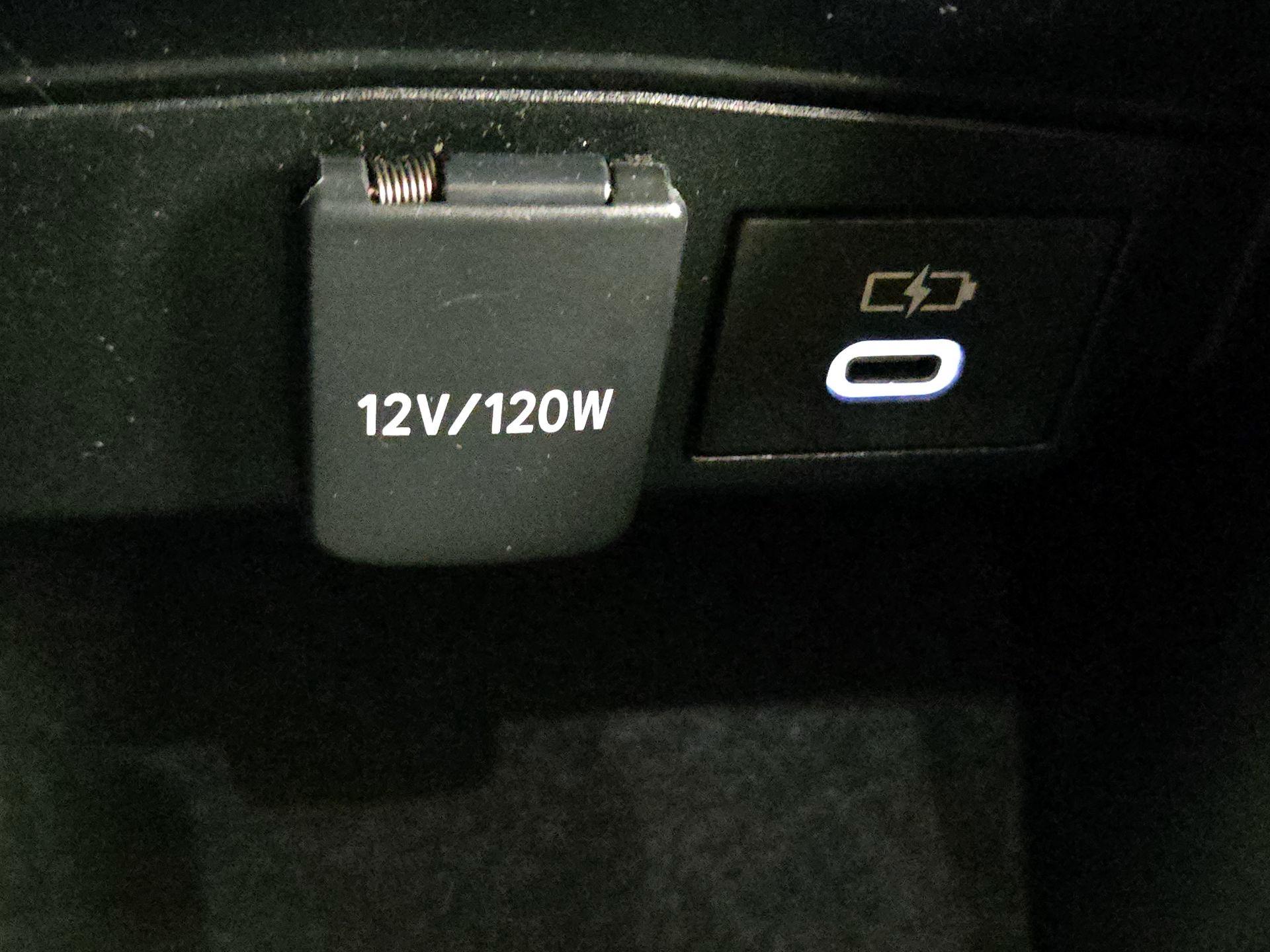 Thumbnail: 2023 Toyota Corolla - 17