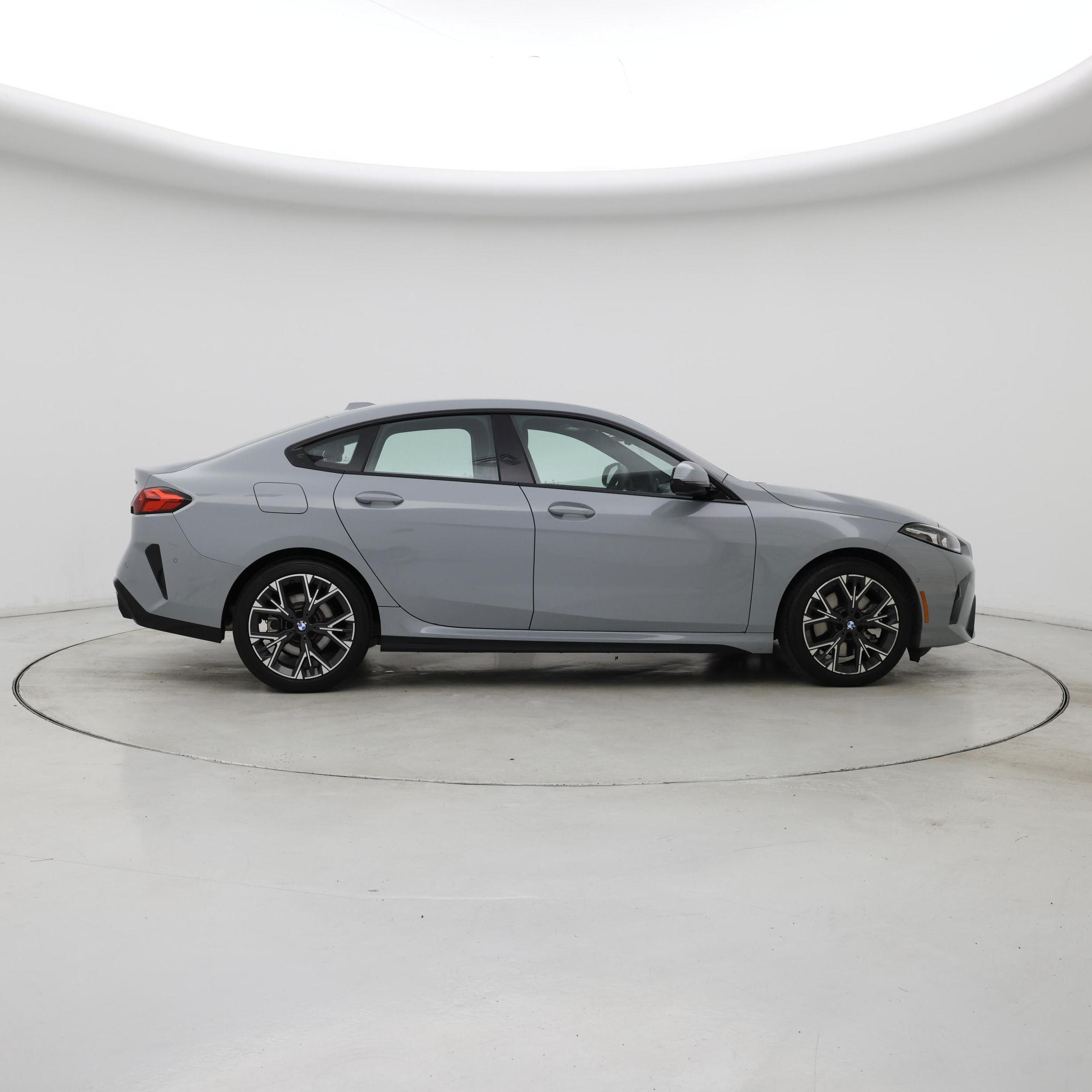 Thumbnail: 2025 BMW 2 Series - 7