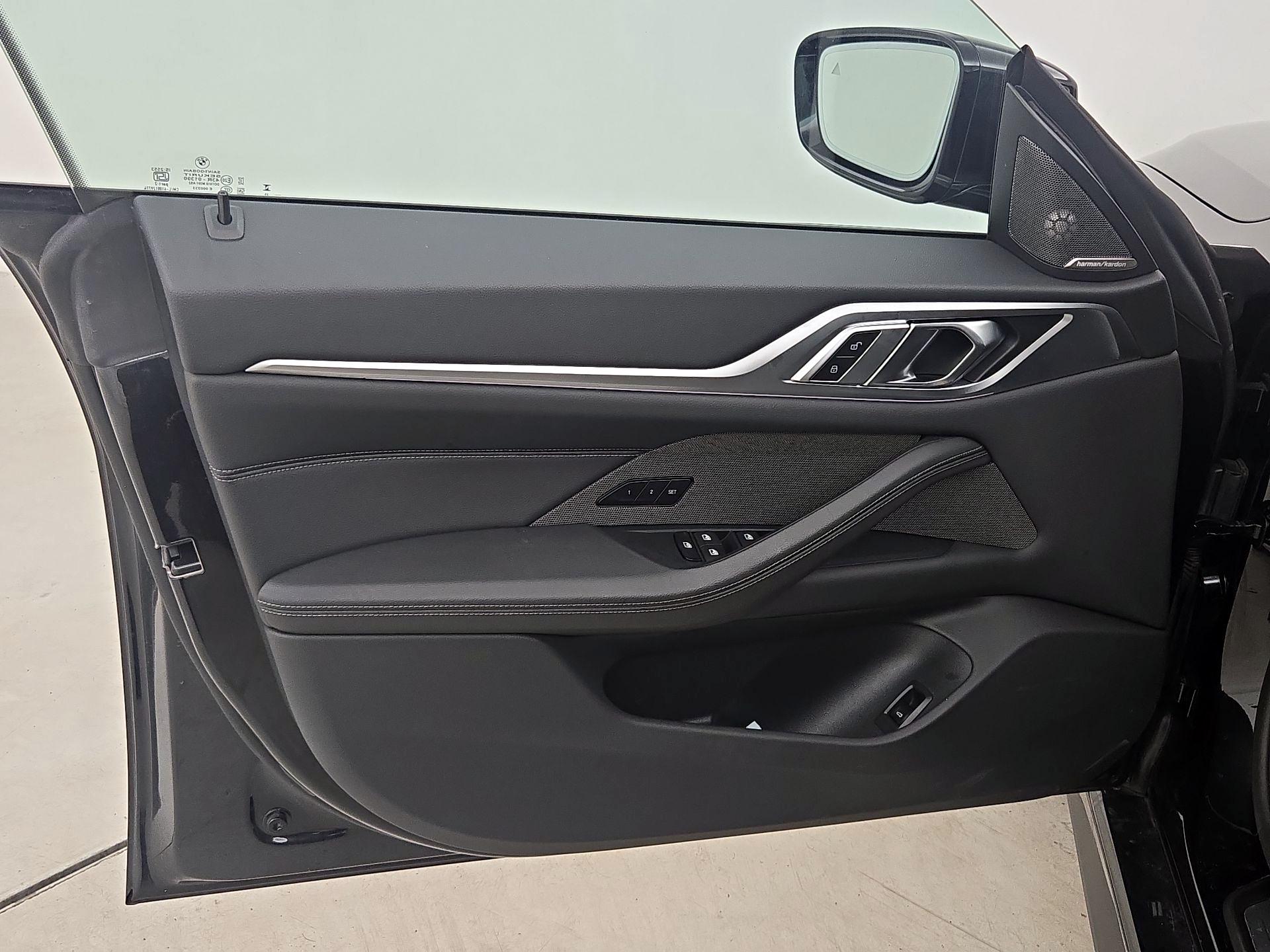 Thumbnail: 2025 BMW 4 Series - 12