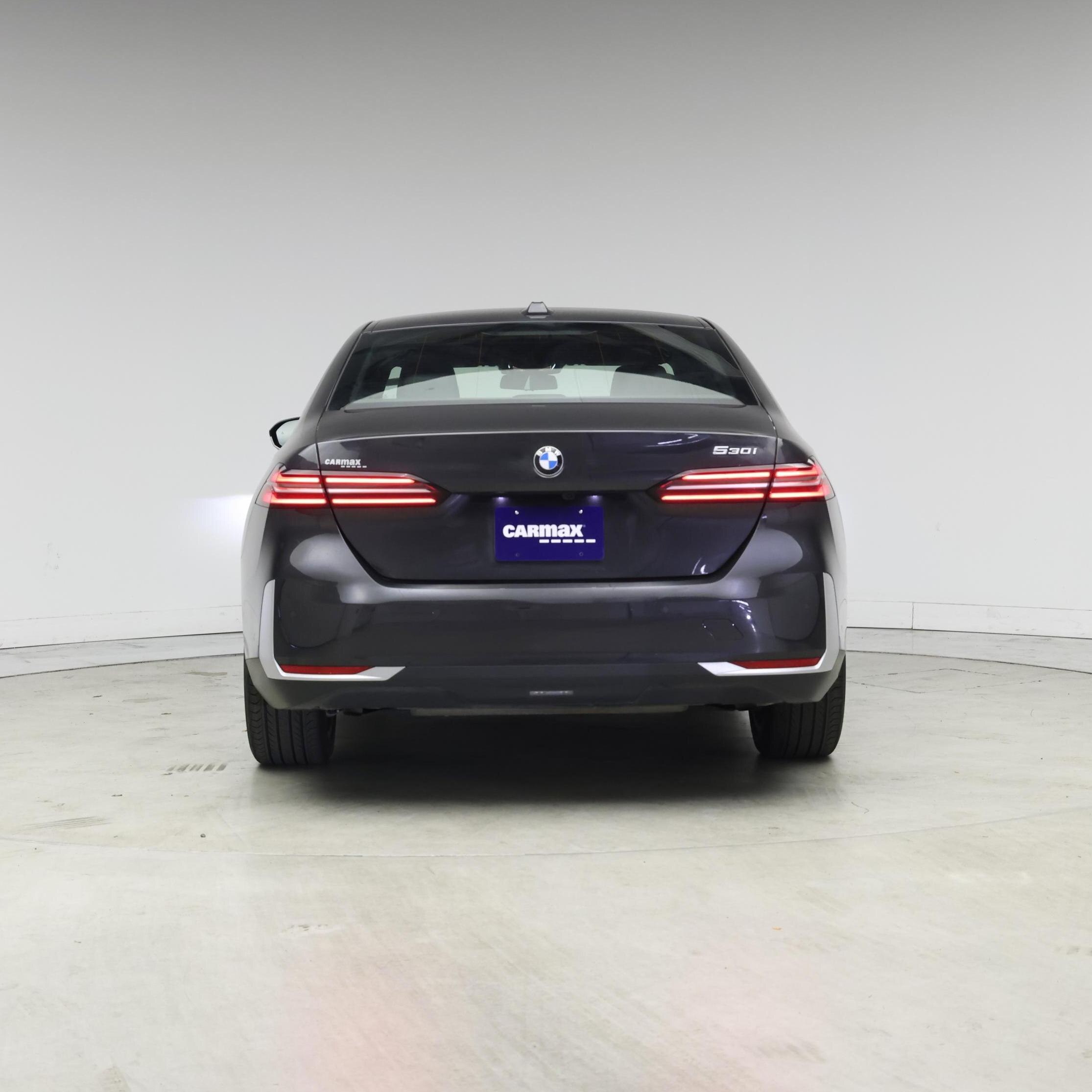 Thumbnail: 2025 BMW 5 Series - 6