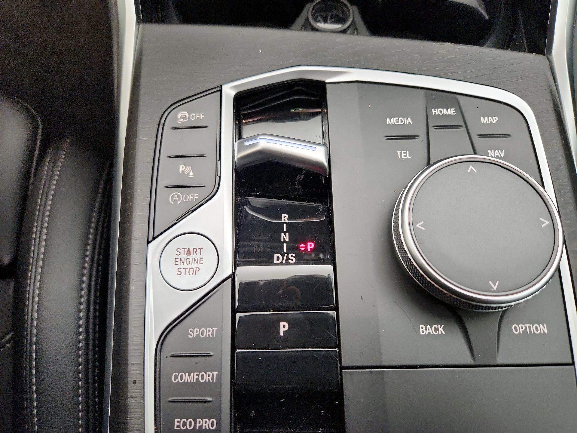 Thumbnail: 2024 BMW 3 Series - 18