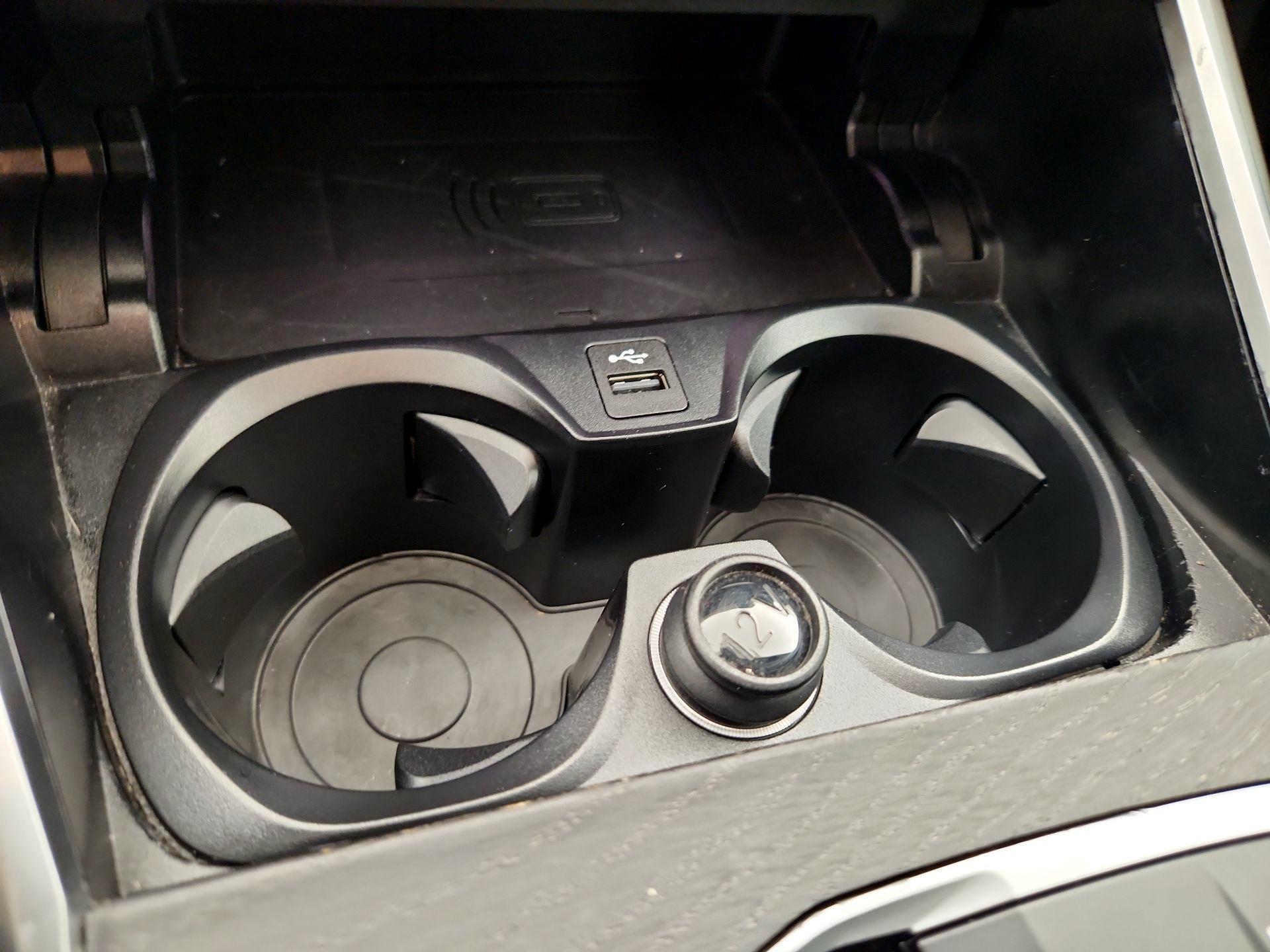 Thumbnail: 2024 BMW 3 Series - 19