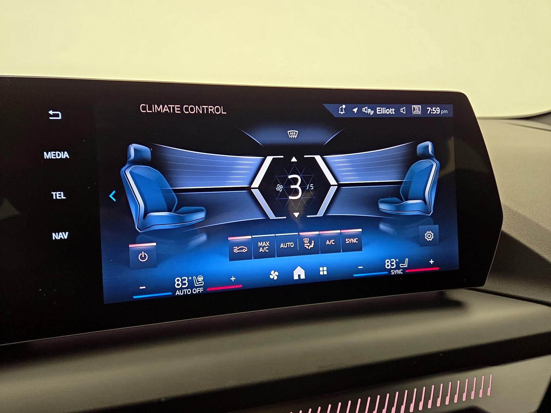 Thumbnail: 2025 BMW 2 Series - 15