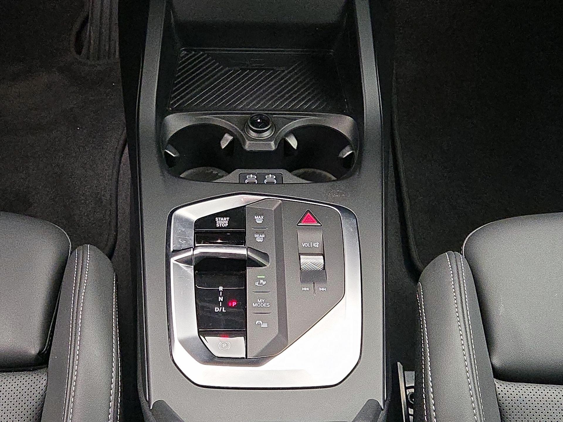 Thumbnail: 2025 BMW 2 Series - 16