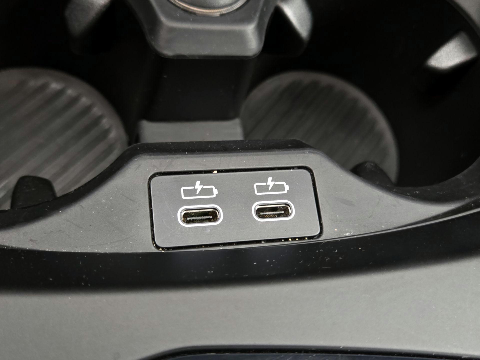 Thumbnail: 2025 BMW 2 Series - 17