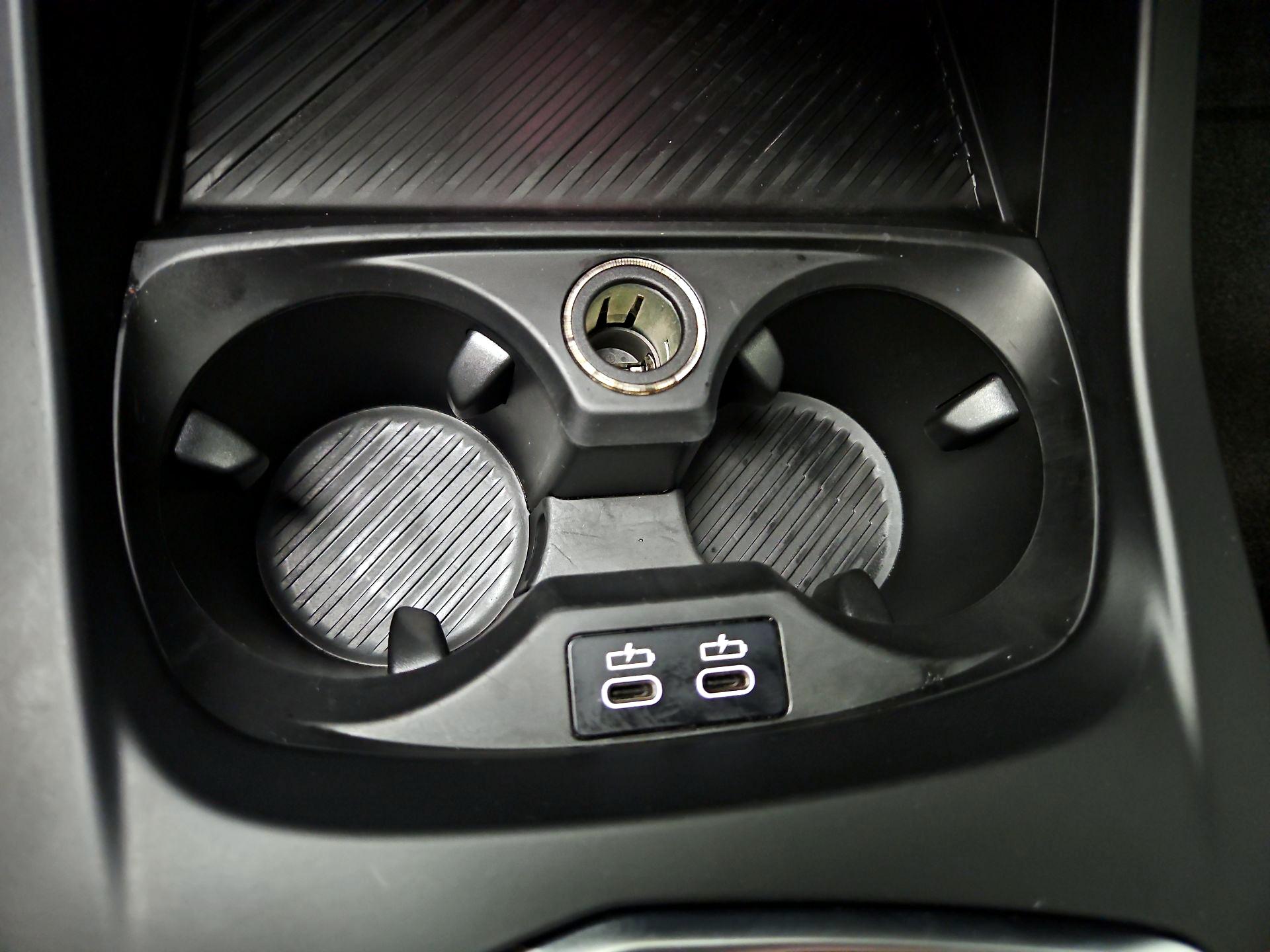 Thumbnail: 2025 BMW 2 Series - 18