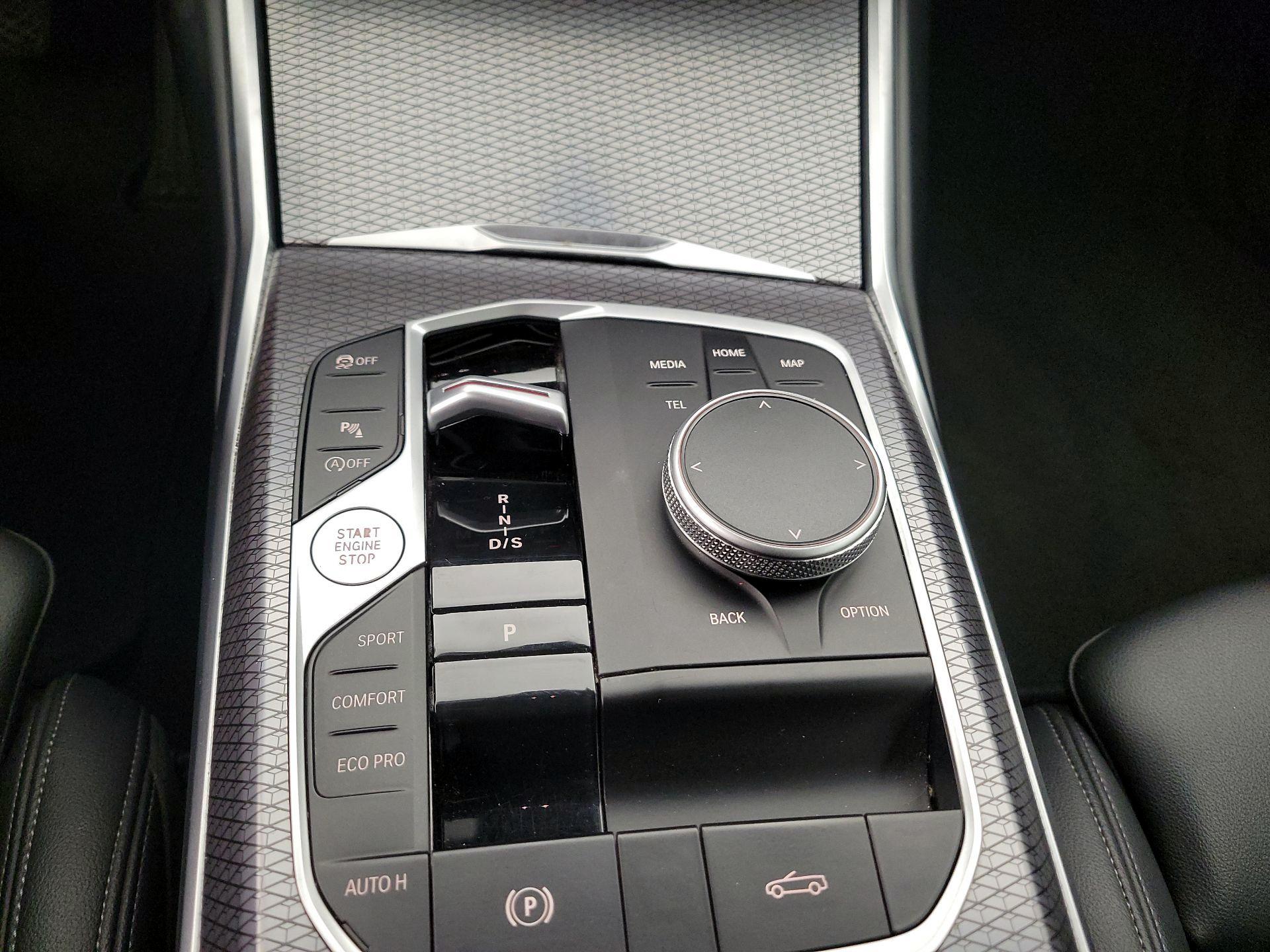 Thumbnail: 2025 BMW 4 Series - 18