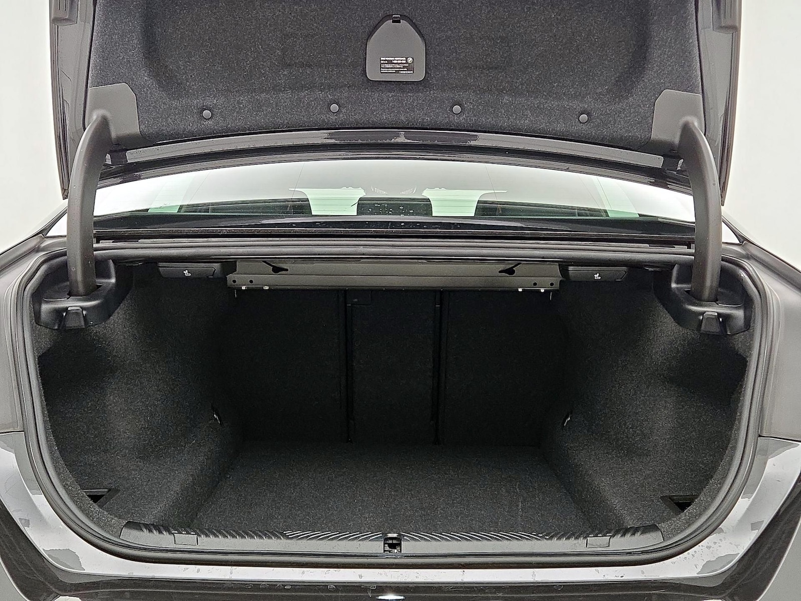2025 BMW 5 Series 530i - Photo 20