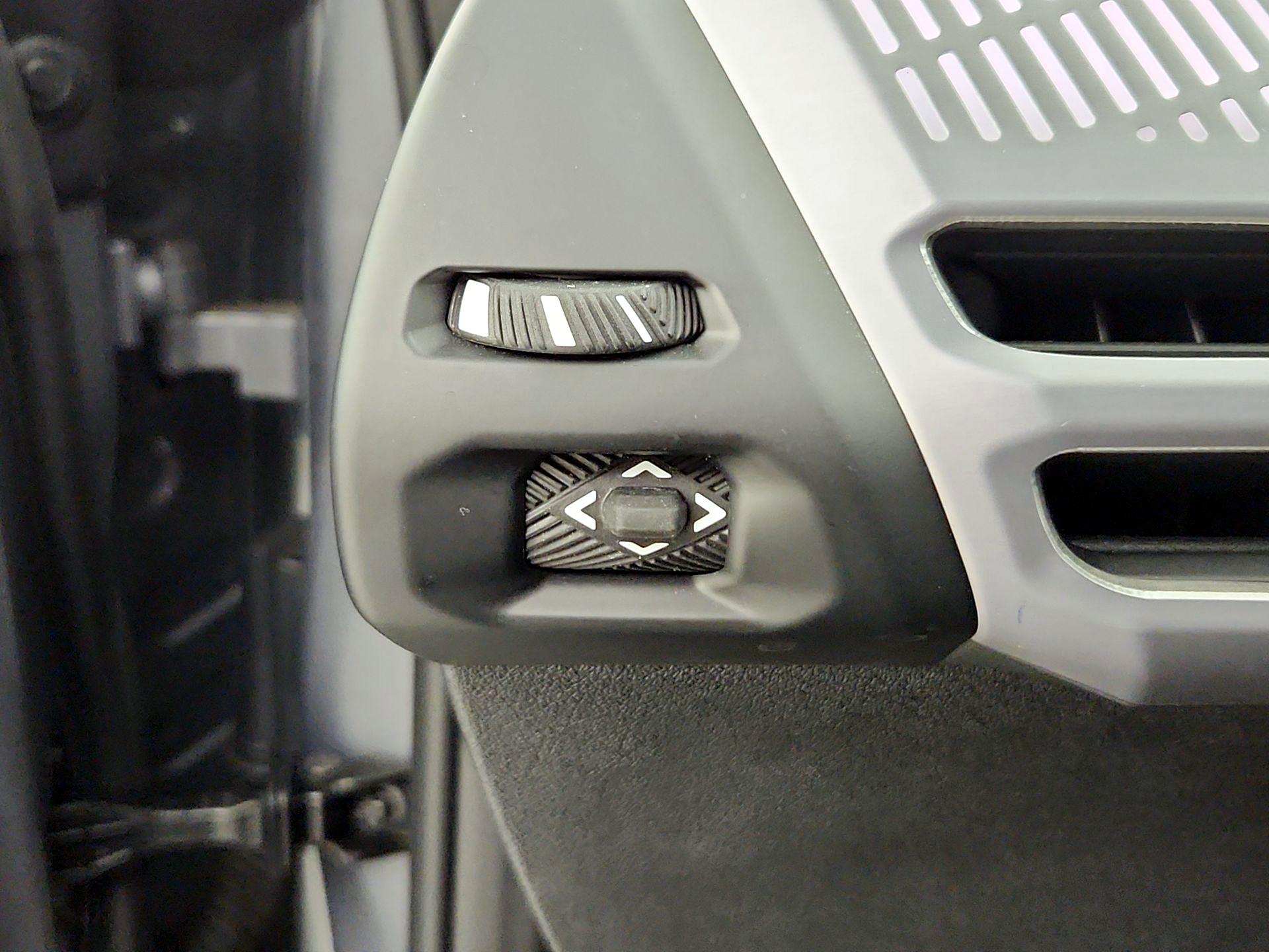 Thumbnail: 2025 BMW 2 Series - 13