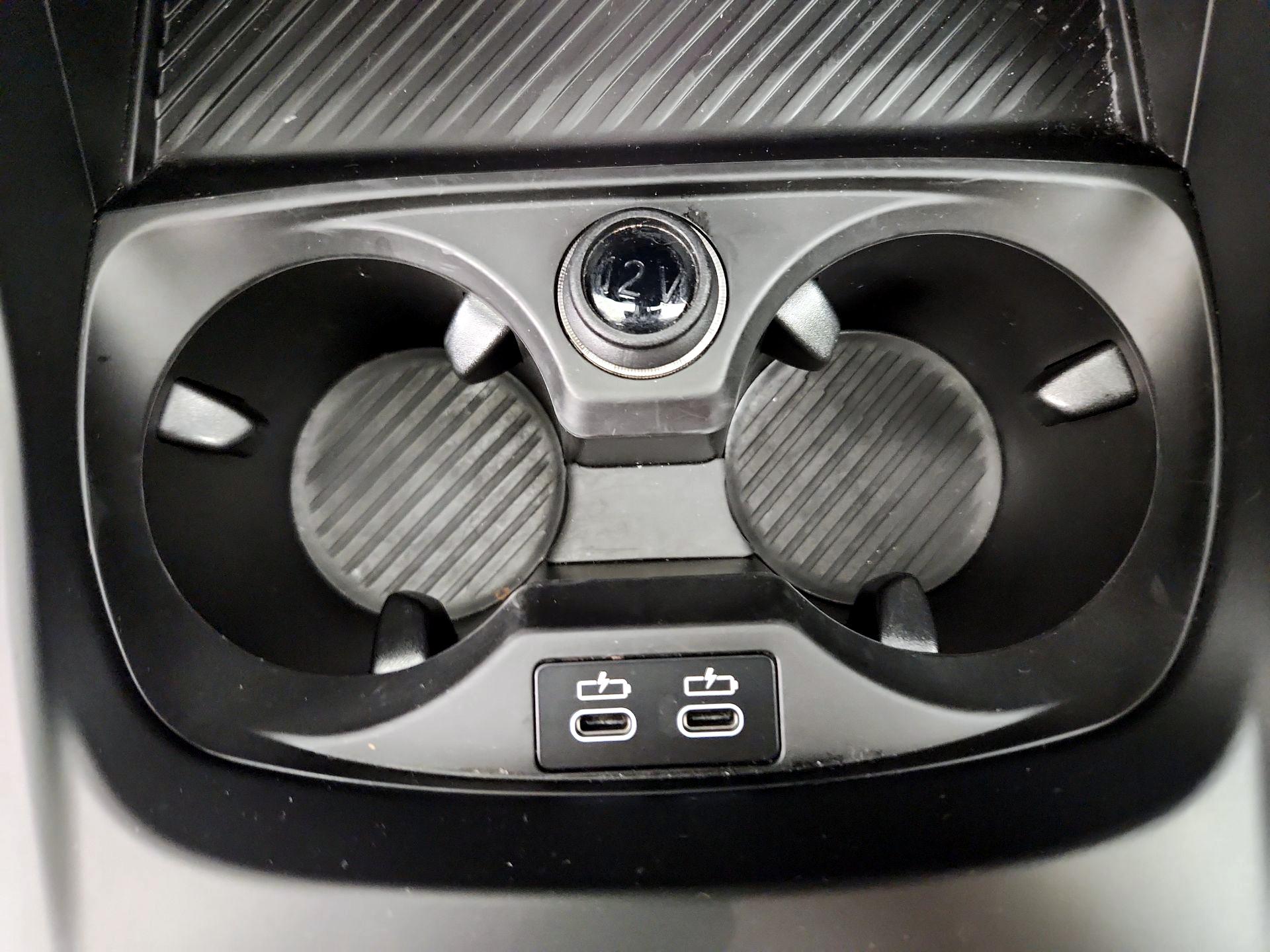 Thumbnail: 2025 BMW 2 Series - 18