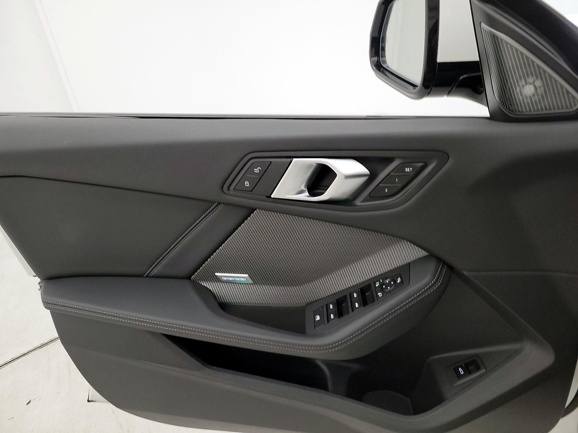 Thumbnail: 2025 BMW 2 Series - 12